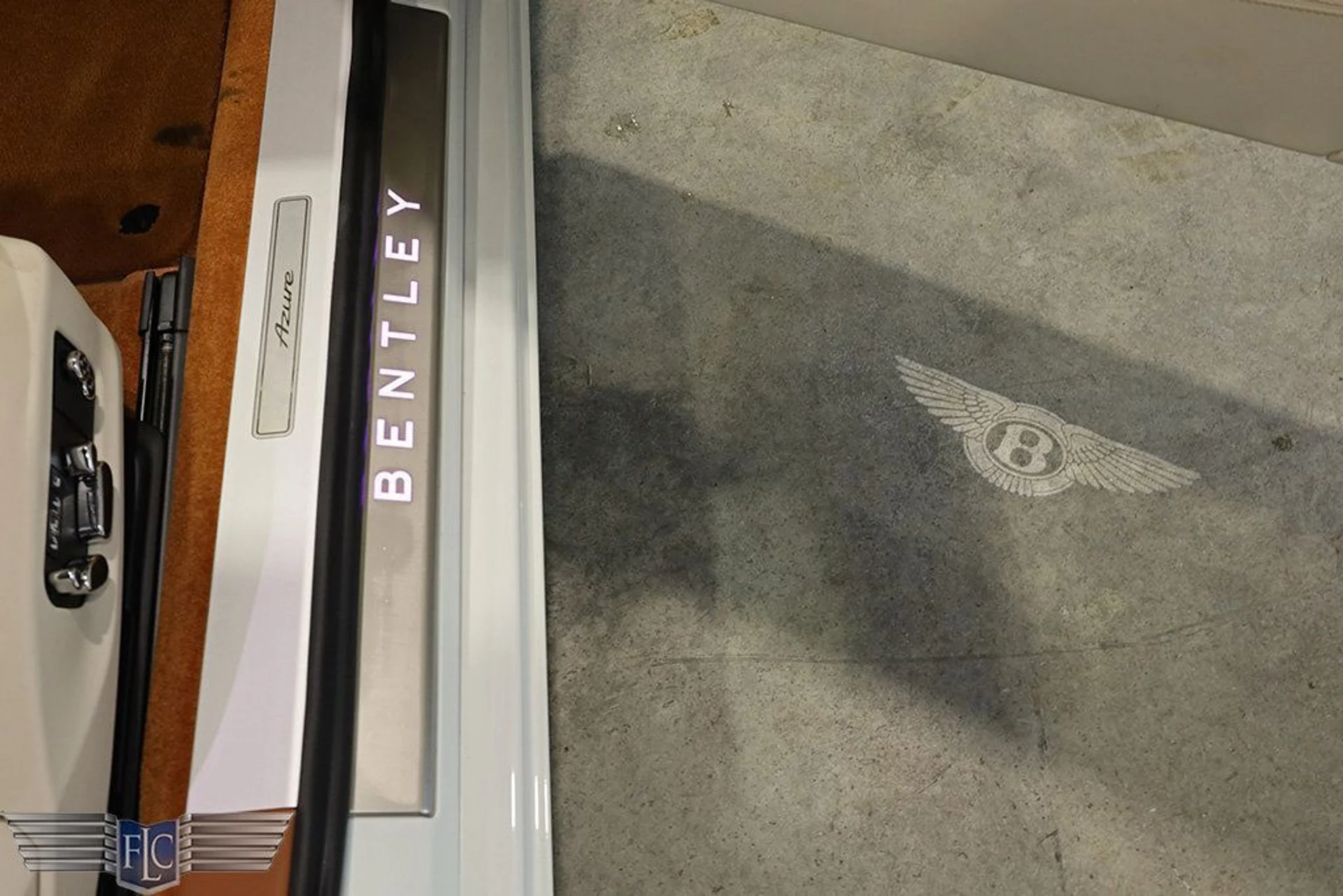 mph020_3035450282_used_2023_bentley_continental_gtazureconvertible_9689_22727335_21_1024_2b10eb7cf8