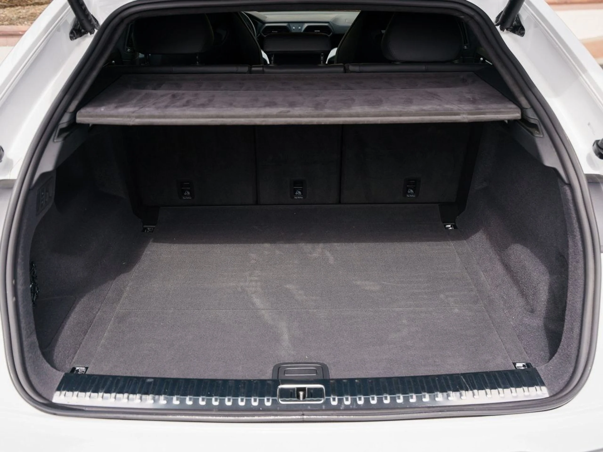 mph020_303979464_6522c9f1c9dad3e17e22205d5bae2a17x_6fe29e33cb