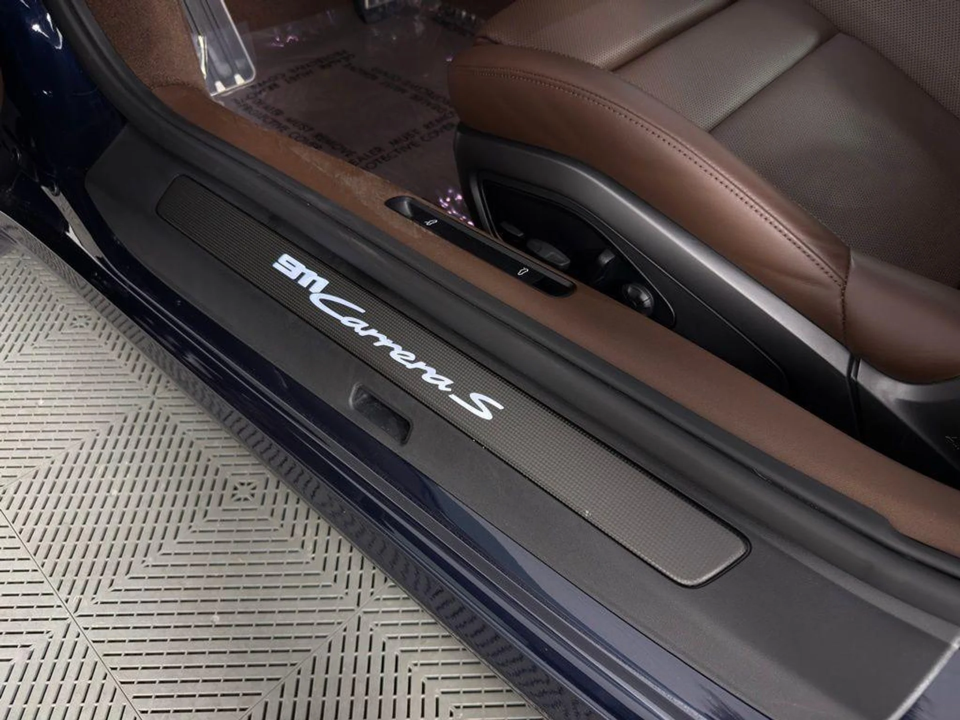 mph020_304630547_Cc_I00_U_Myno_VDFP_Db4_Ju_z_R_Po_ODI_1793c9cbad