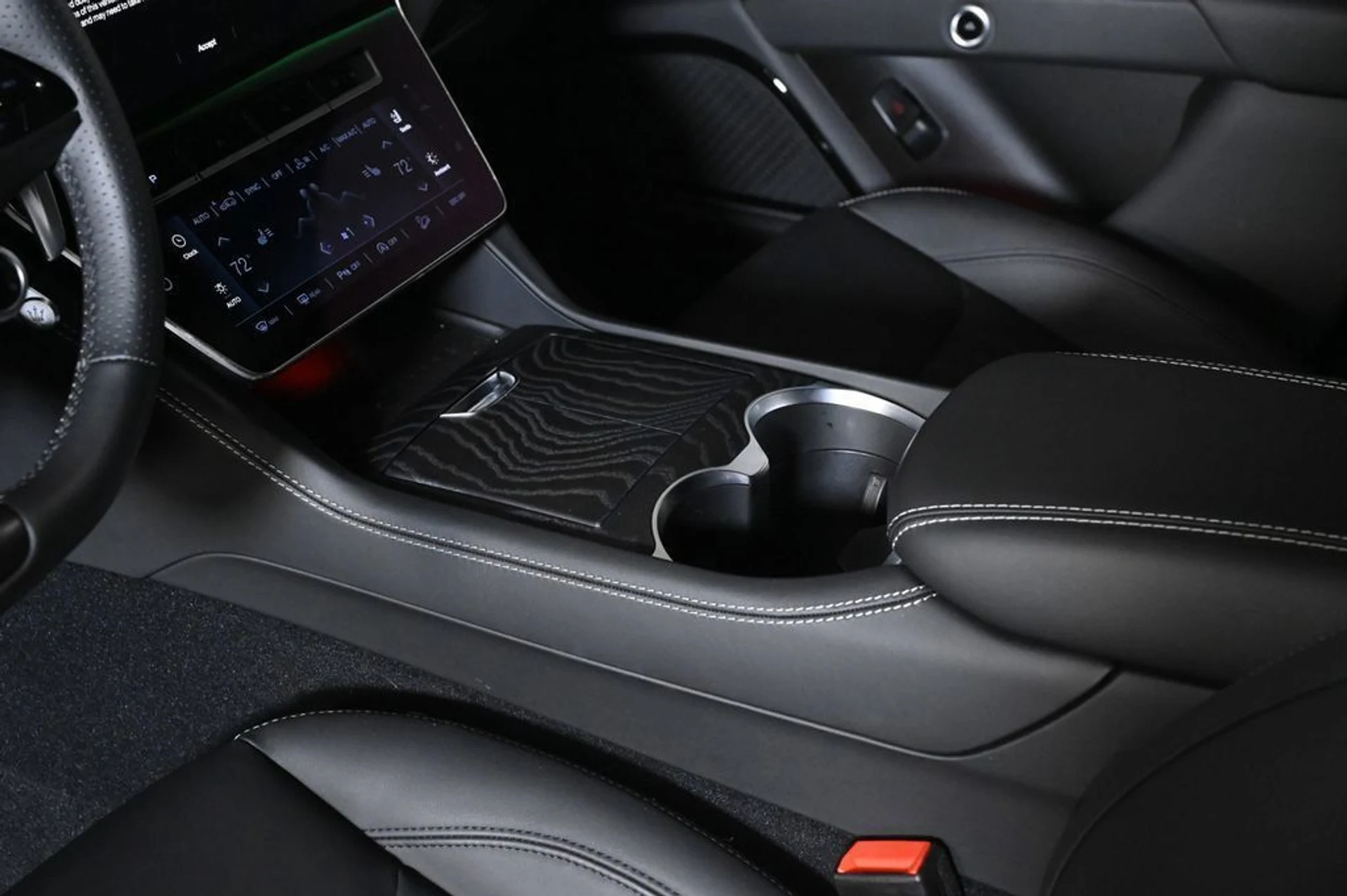 mph020_3046476450_used_2025_maserati_grecale_base_11350_23021337_20_1024_767850c840