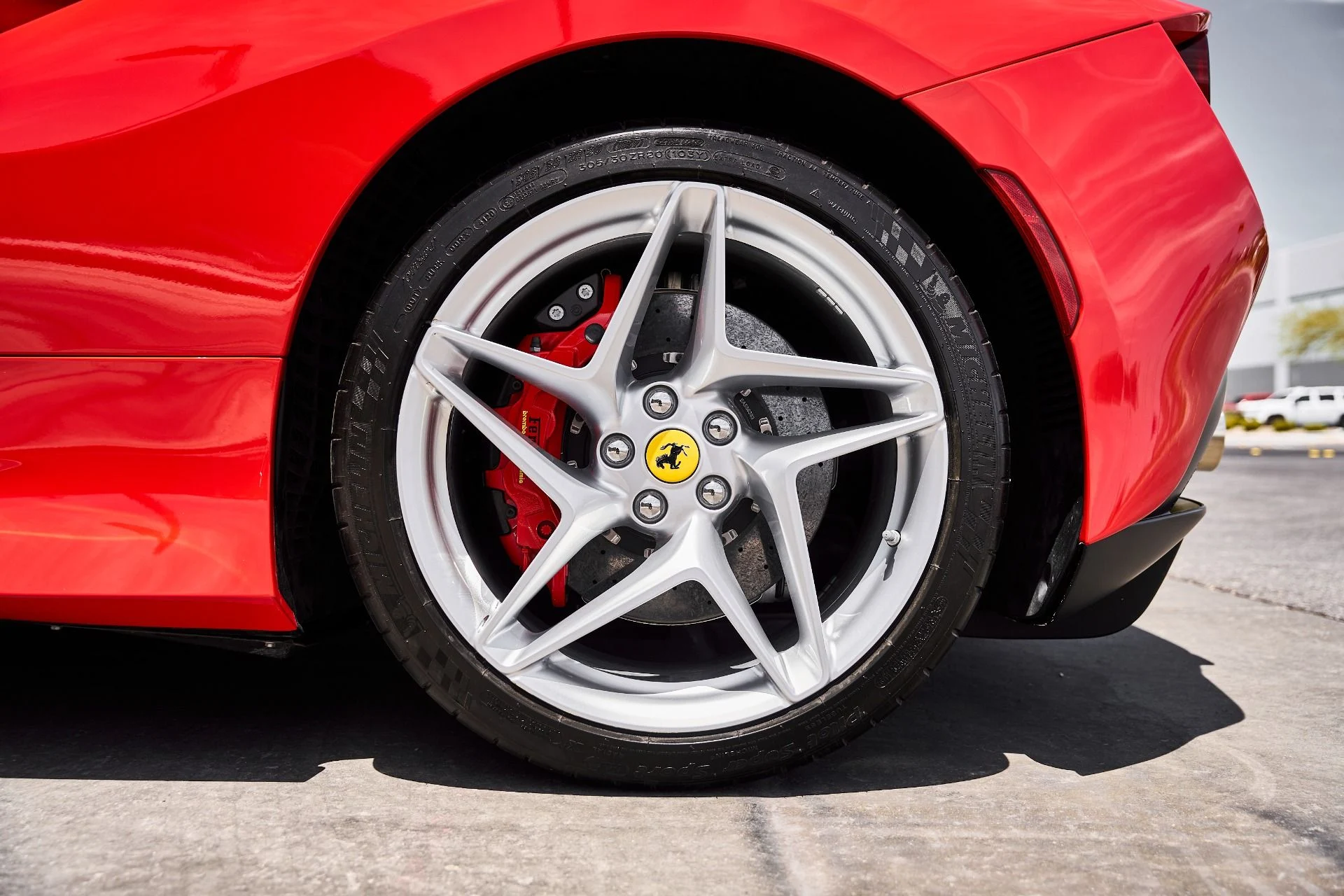 mph020_3051442415_Used_2021_Ferrari_F8_Spider_Base_1780443692_21fc169f42