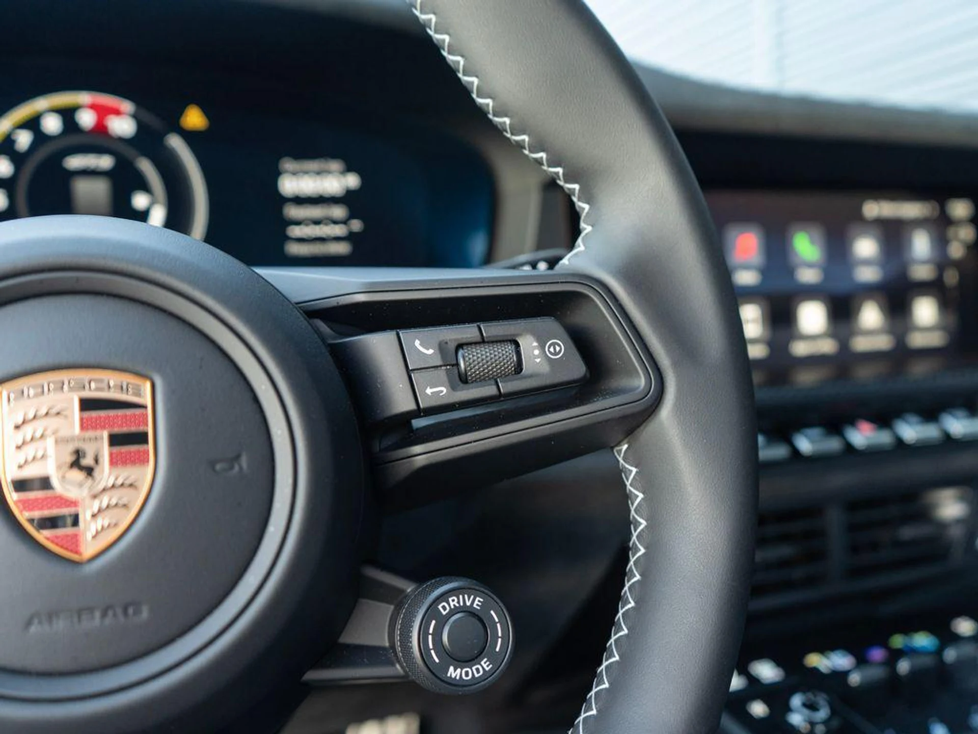 mph020_3056063660_Bws_K_bn_Hwk_Vm_L8_Q8x58u_RL_Ptg_UU_45d07efc58