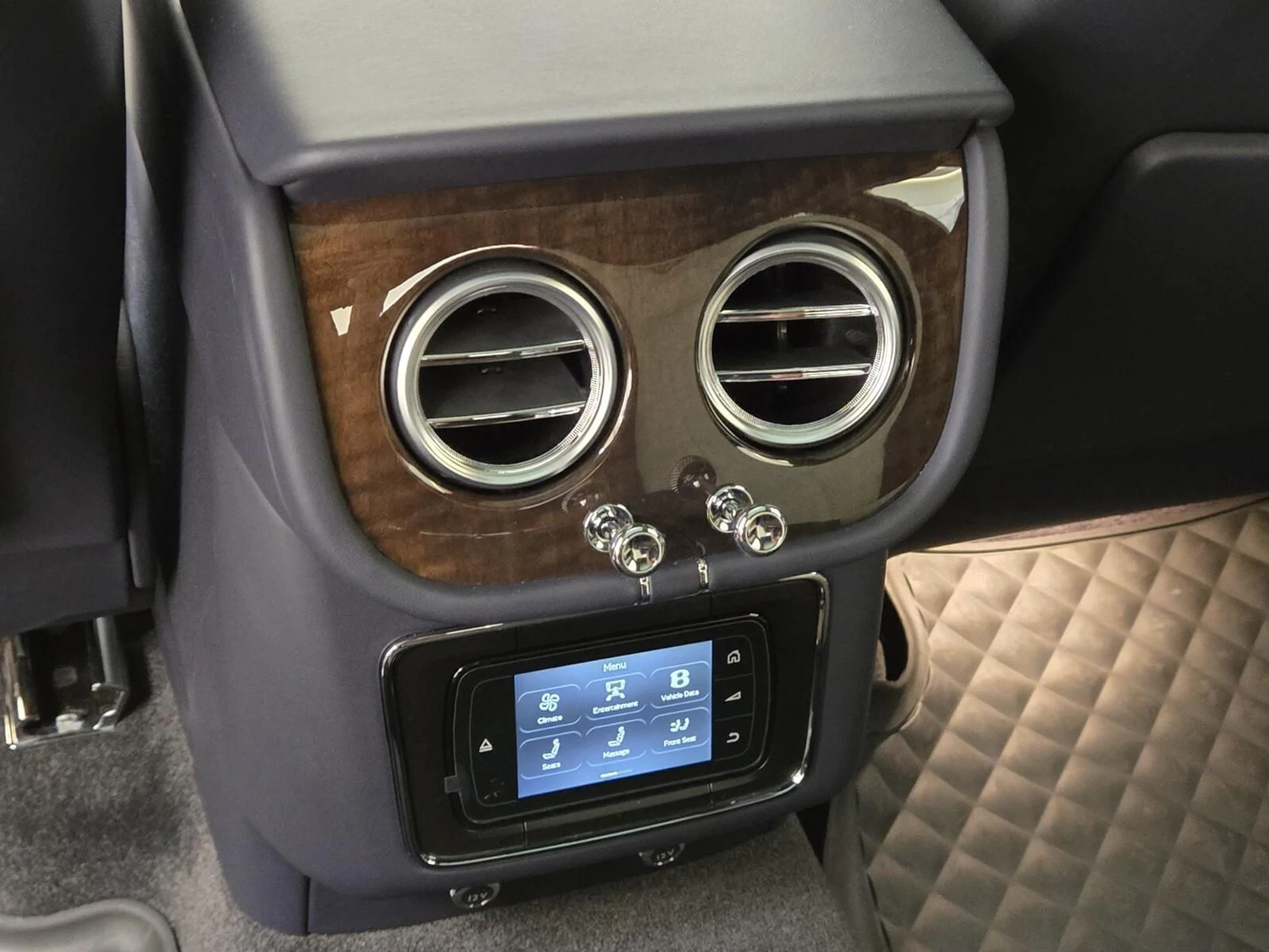 mph020_305828454_Used_2018_Bentley_Bentayga_1760597631_80c899bd69