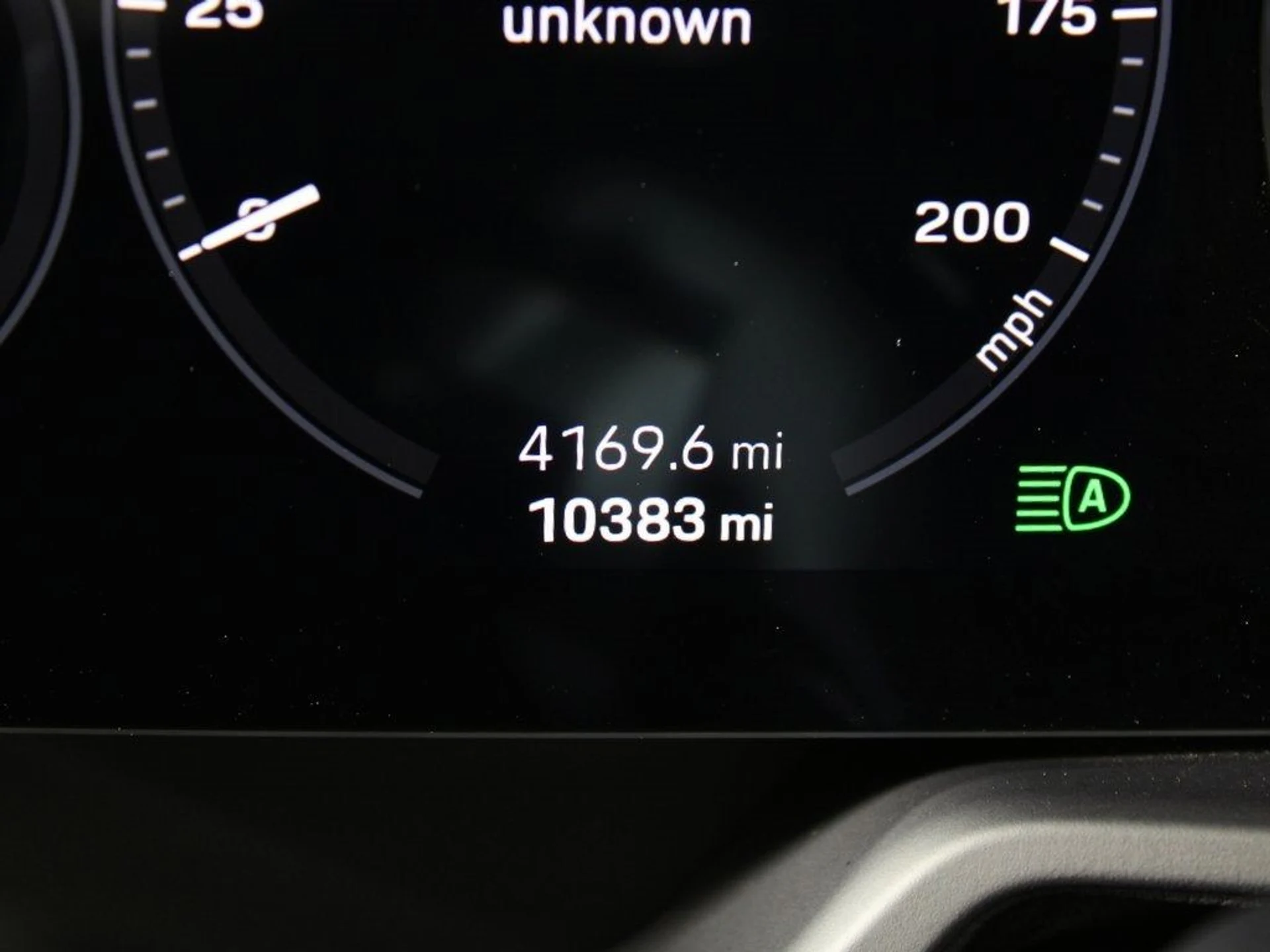 mph020_3060160533_21_70cb3ef305