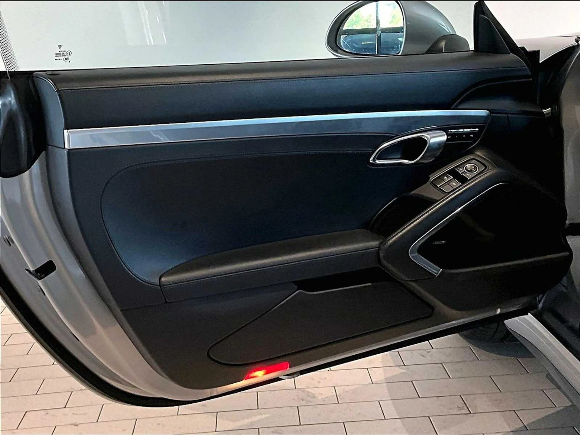 mph020_3061662843_004b360c00ff8a060450d6aedb51426dx_33ec5dd14d