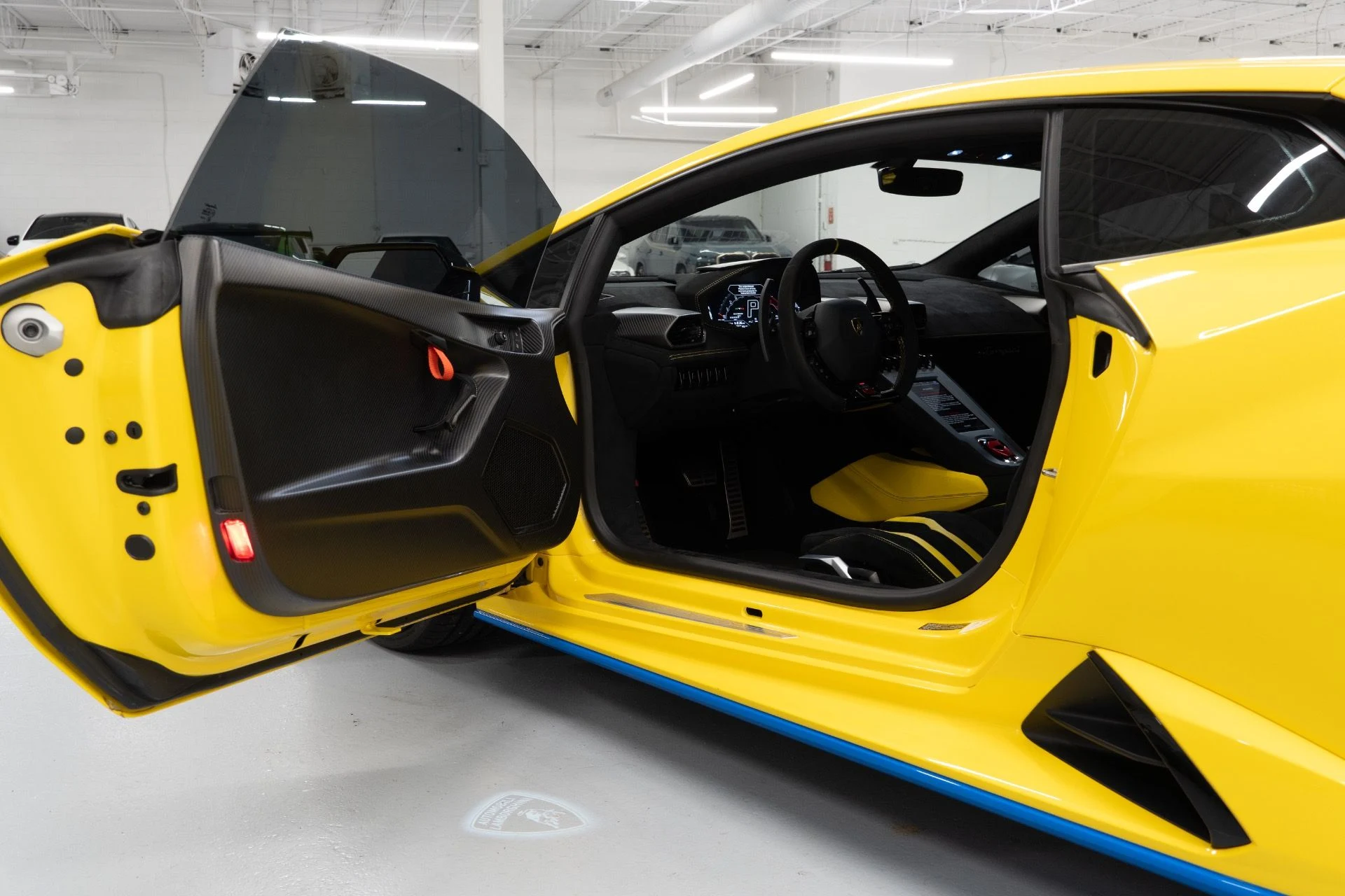 mph020_307271509_Used_2022_Lamborghini_Huracan_STO_1733941664_3744e02d28