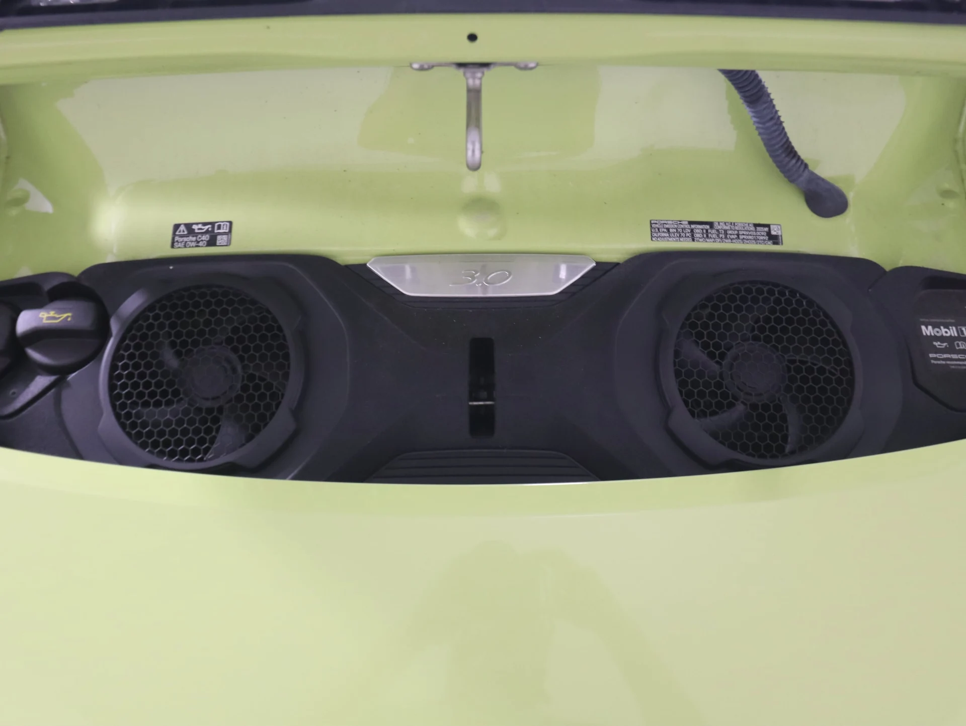 mph020_3073189811_8fd1e4f717950fb5f7894e2c606345e7x_3c33312733