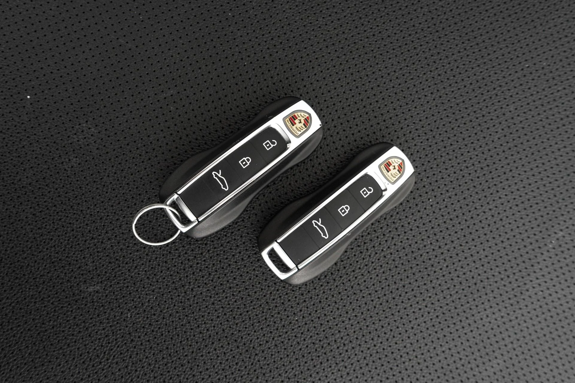 mph020_3074167458_Used_2023_Porsche_911_Turbo_Loaded_Low_miles_Burmester_Audio_PASM_Sport_Suspension_1764626019_ded1ad890d