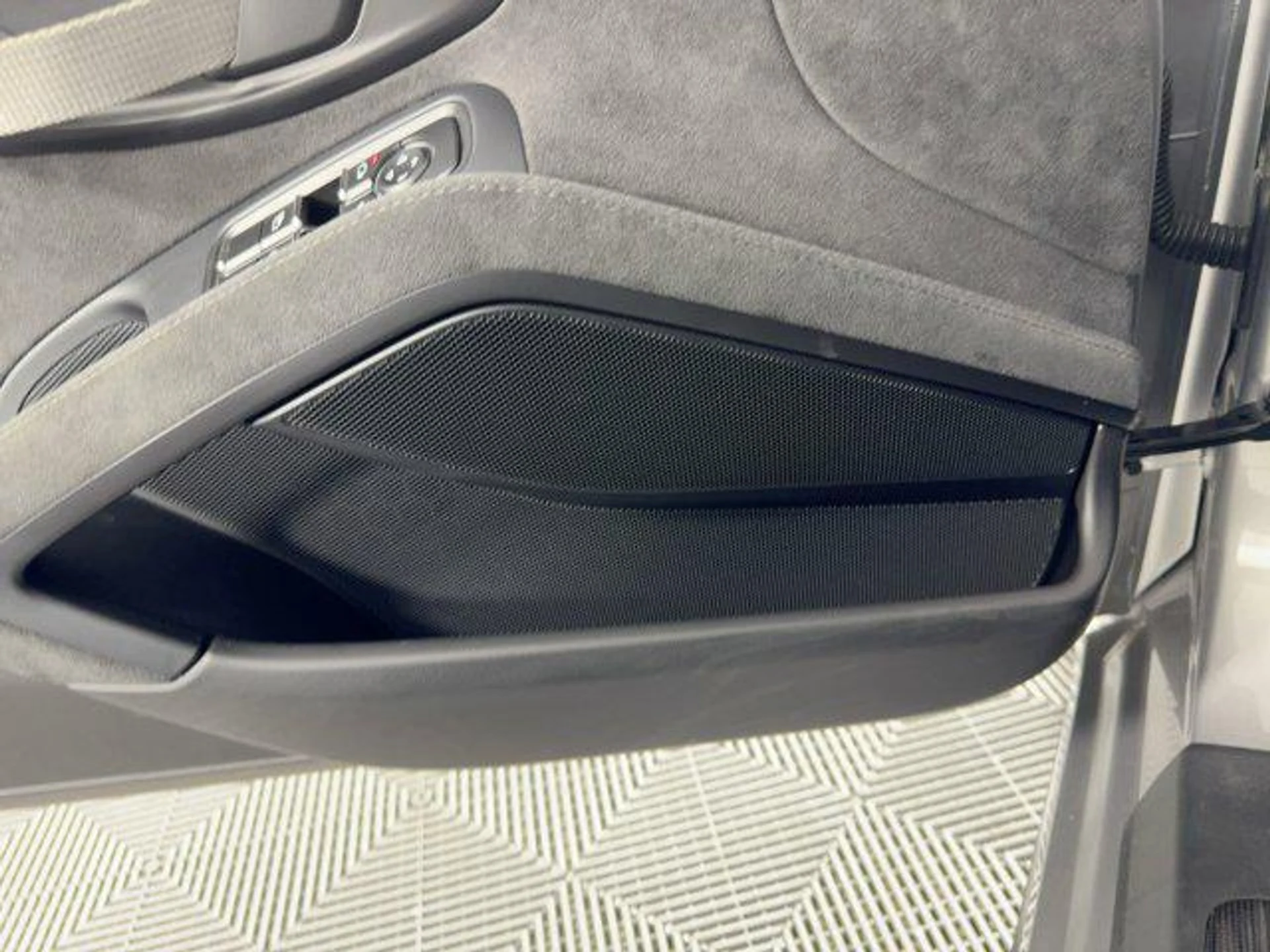 mph020_3097090154_h_F2_Gjac0_P_Pboz6kt_J3_Pb_Wlm_Cr_Cs_28abef40d9