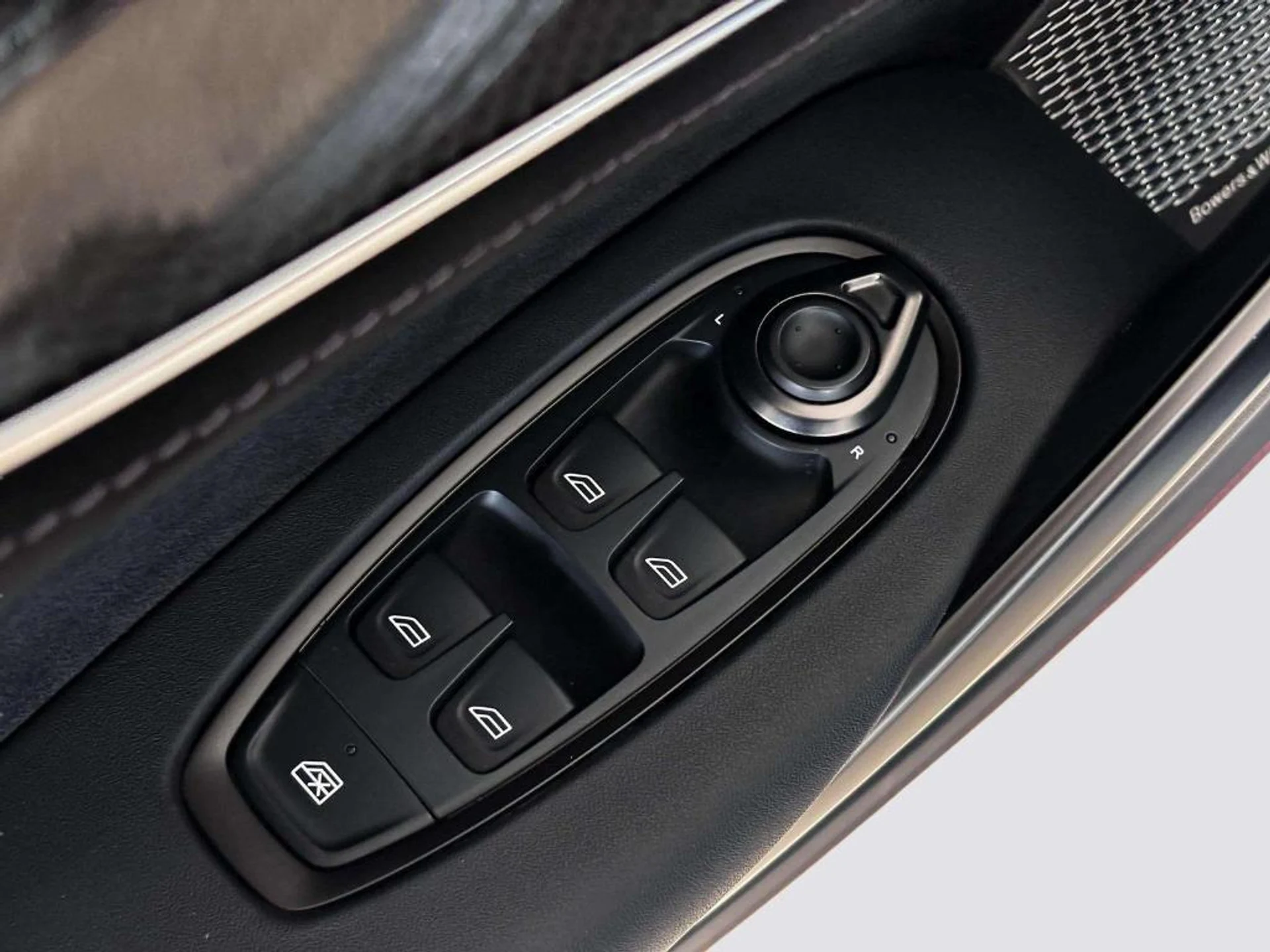 mph020_3100040496_1b0epf_ZW_6_Hqk_Txpa2_J19r_Zq_p0g_b0bcbb6507