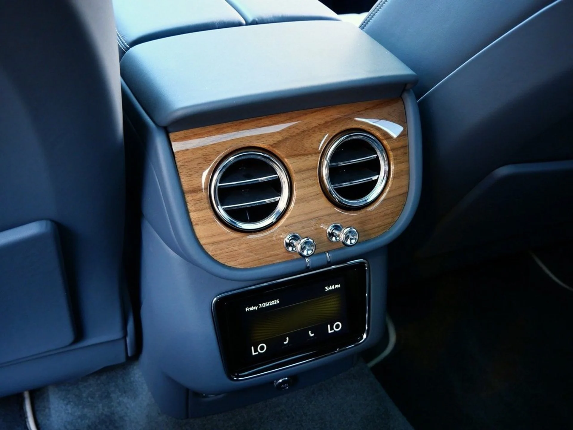 mph020_310150033_afea29e1683806bdcc705a743895b1e7x_2f9e7724cc