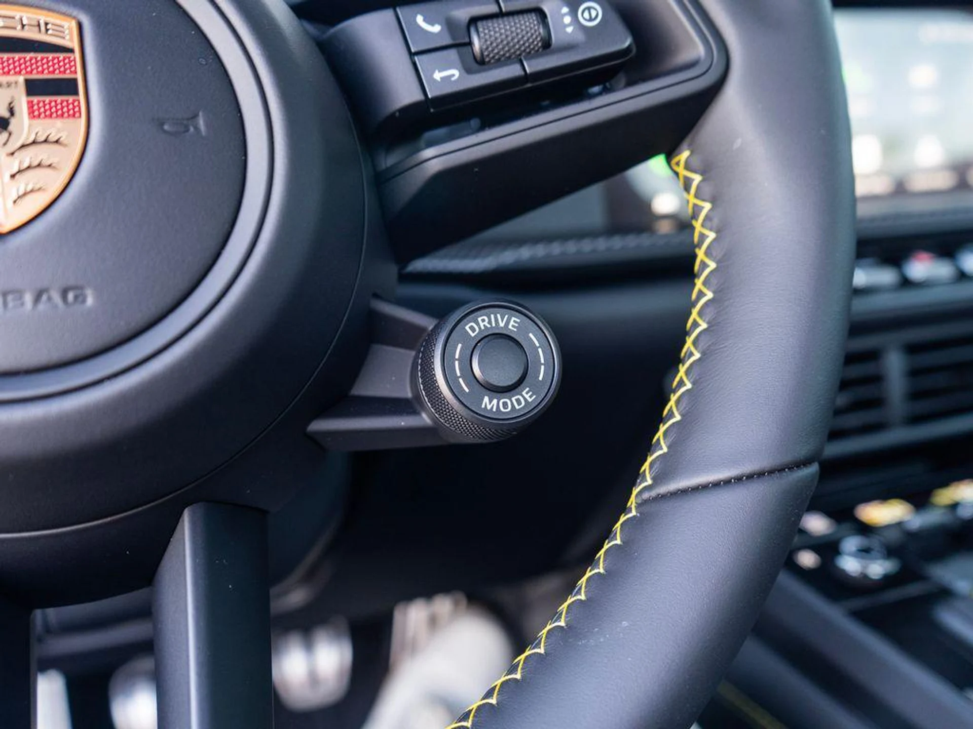 mph020_3103155849_TG_Gc_Acm_Wrt_Tt_Y5h_T6nm0o_C_Rji_M0_bfd46ae339