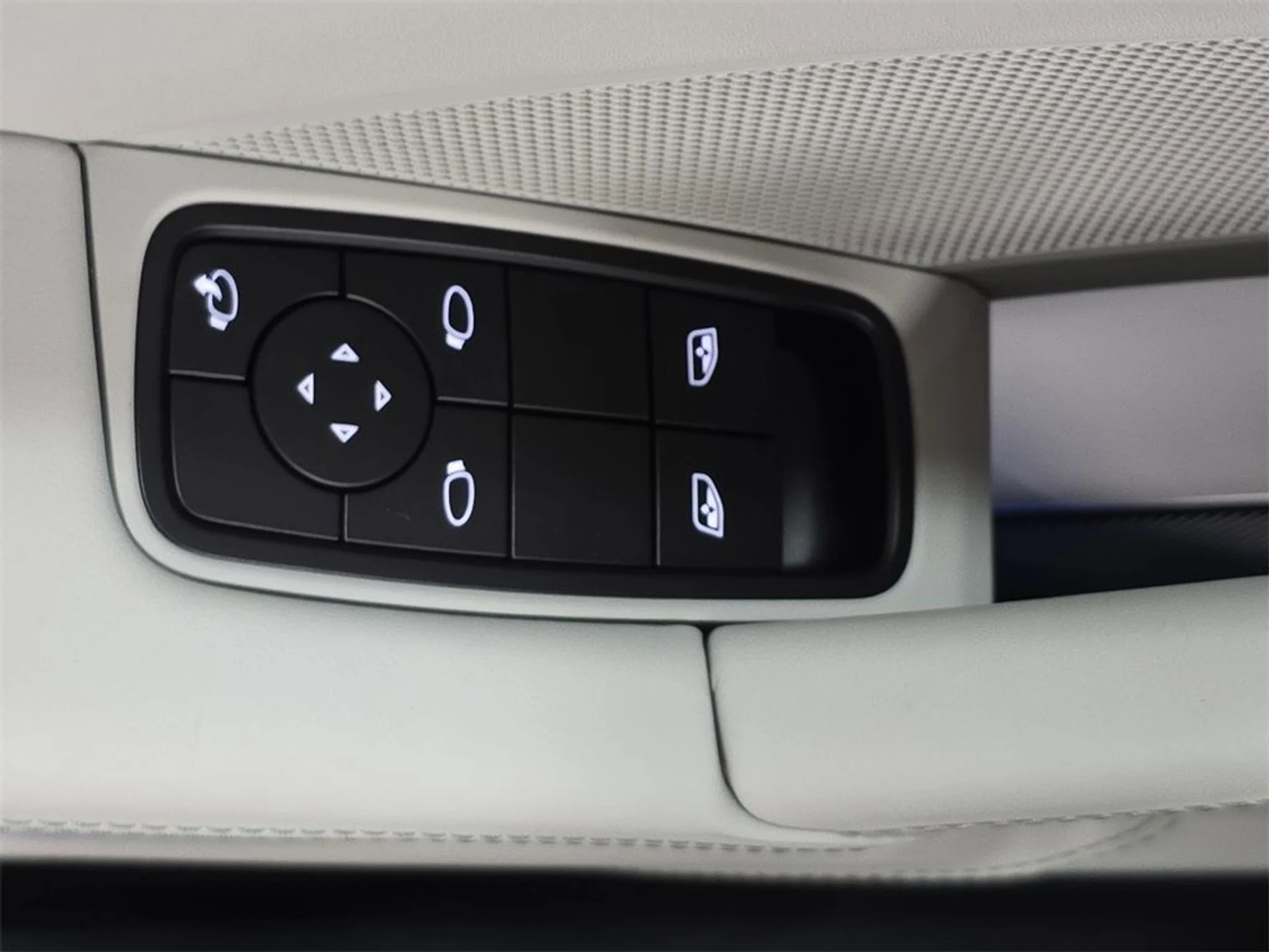 mph020_3103824236_ad0b8a74cb9a8eb23f695b437a5df0e2_40c40f8c96