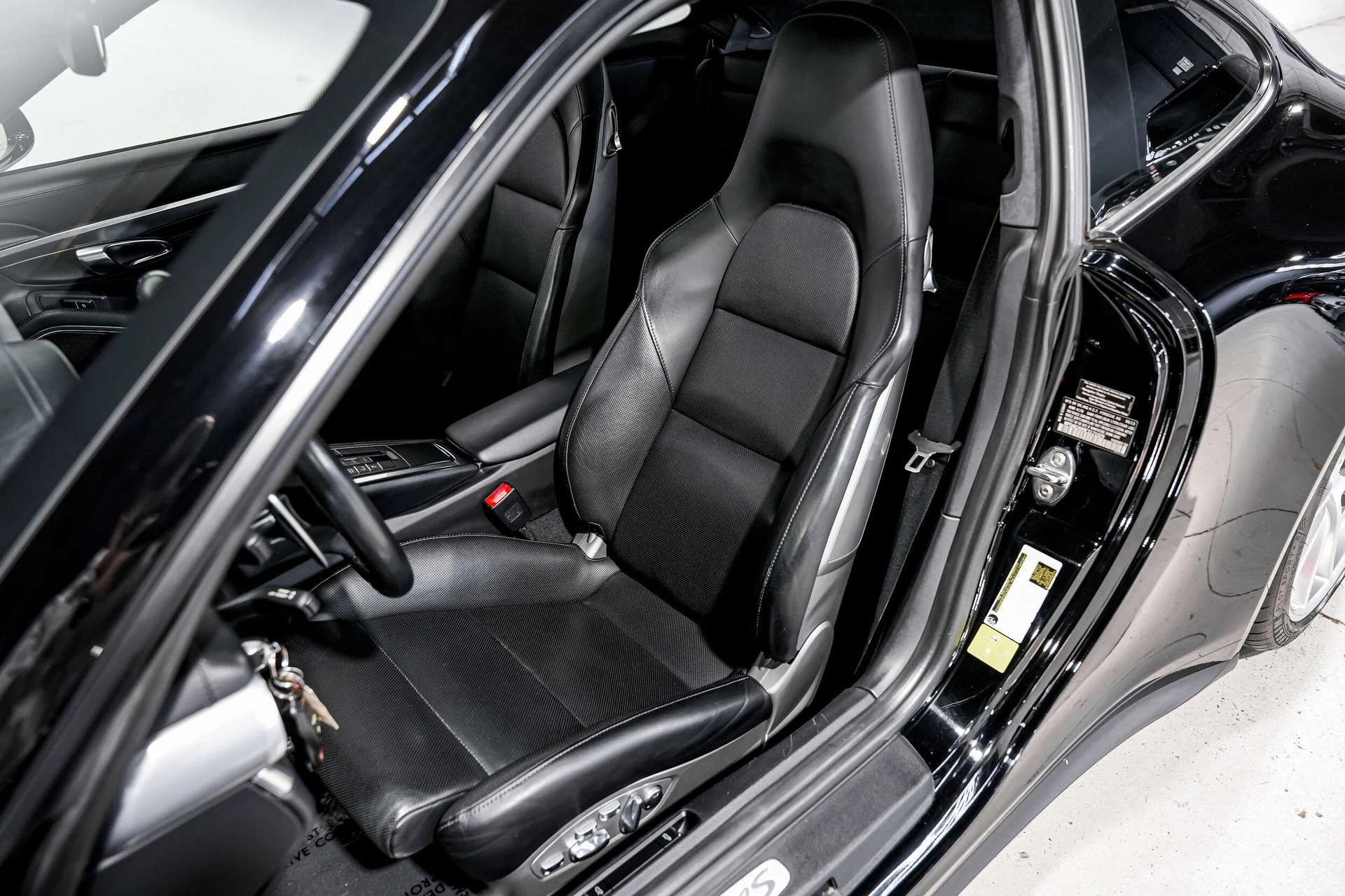 mph020_3103893657_b867d568b168f6c3298bcdc4bdf8533dx_62e12c19ca