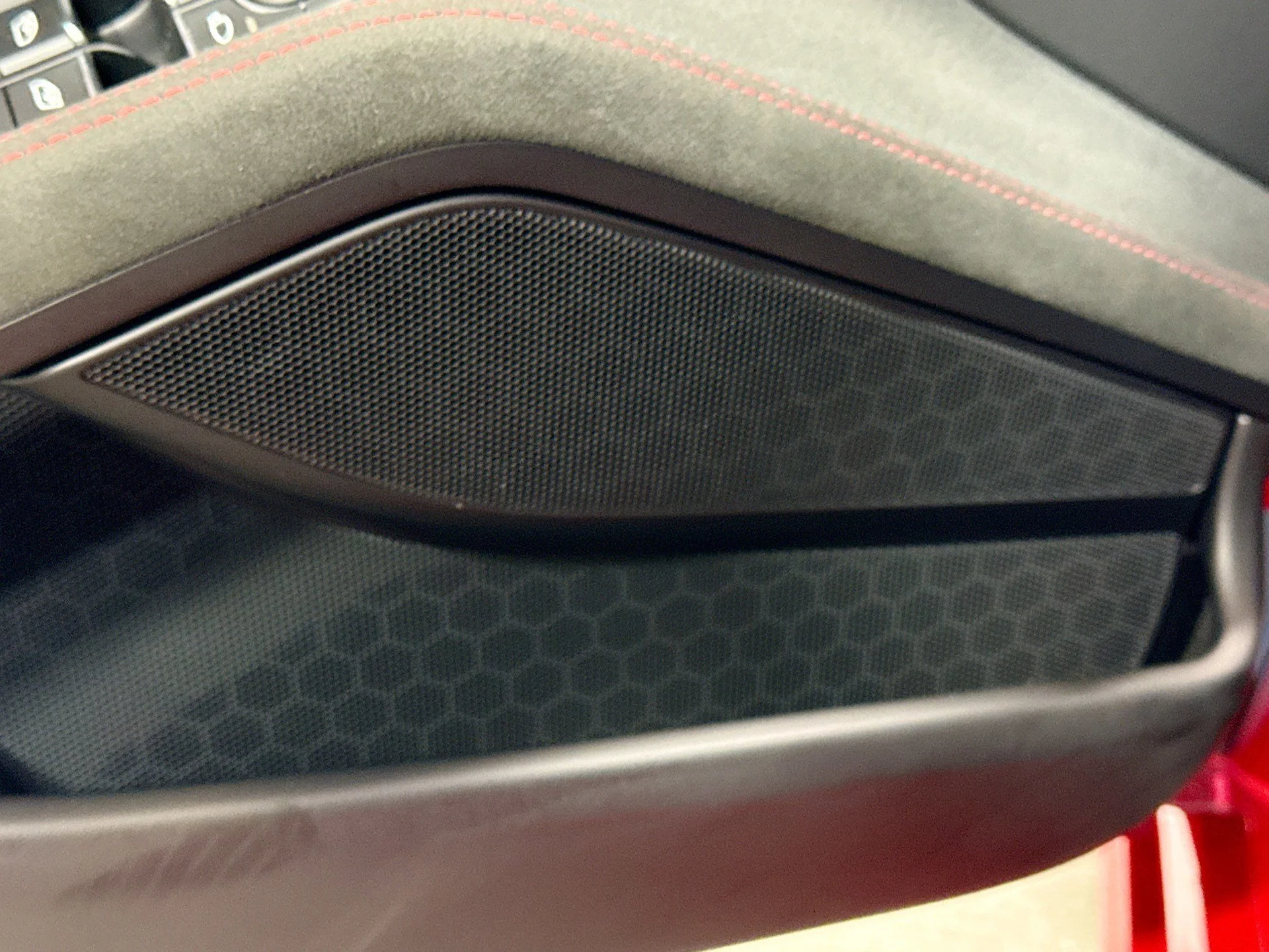 mph020_3111639858_4330180a1423f63c92b0b85f458dbcd9_6daa9f1650