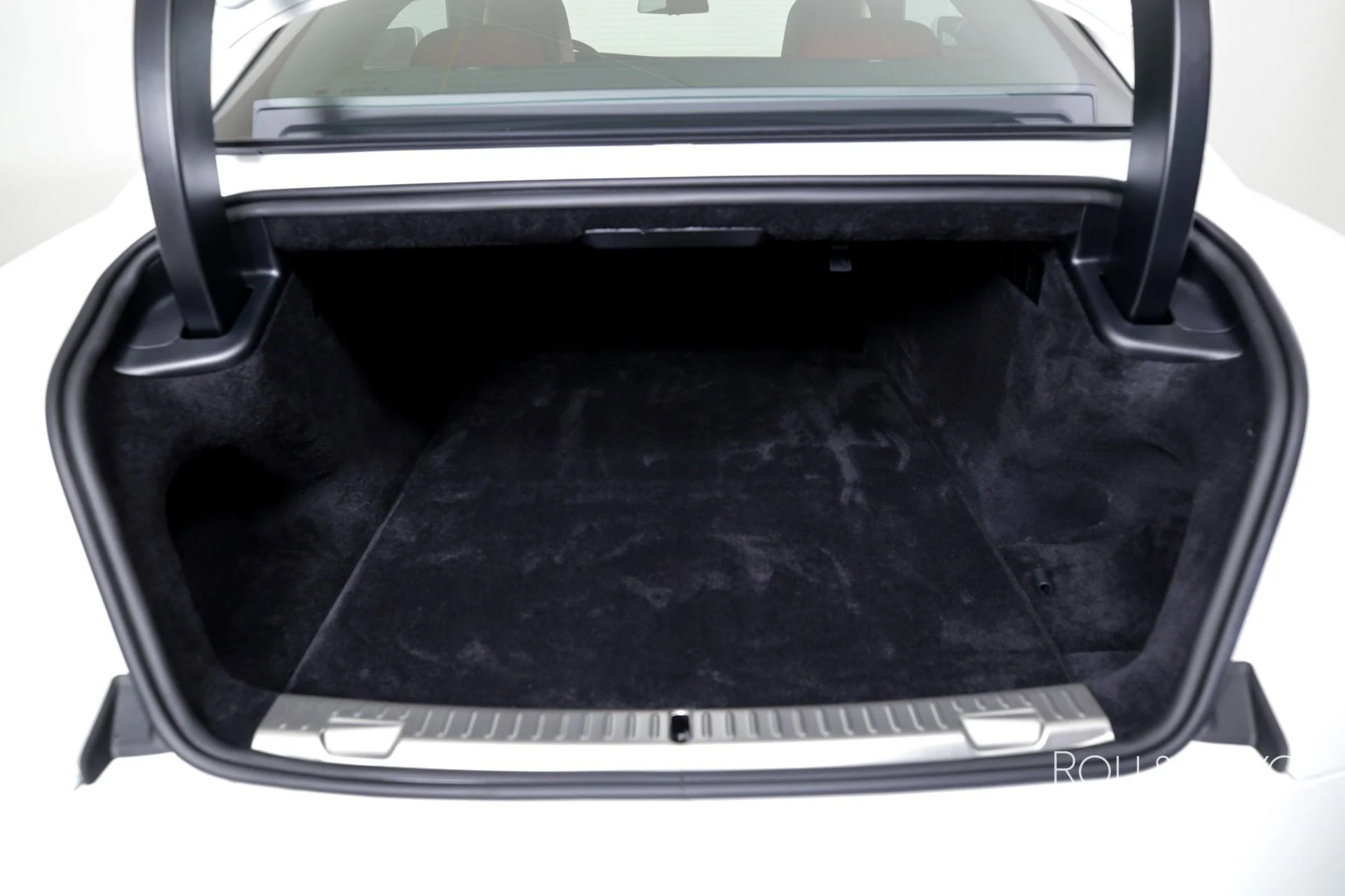 mph020_311255643_Used_2025_Rolls_Royce_Spectre_1734988768_90aa68768b