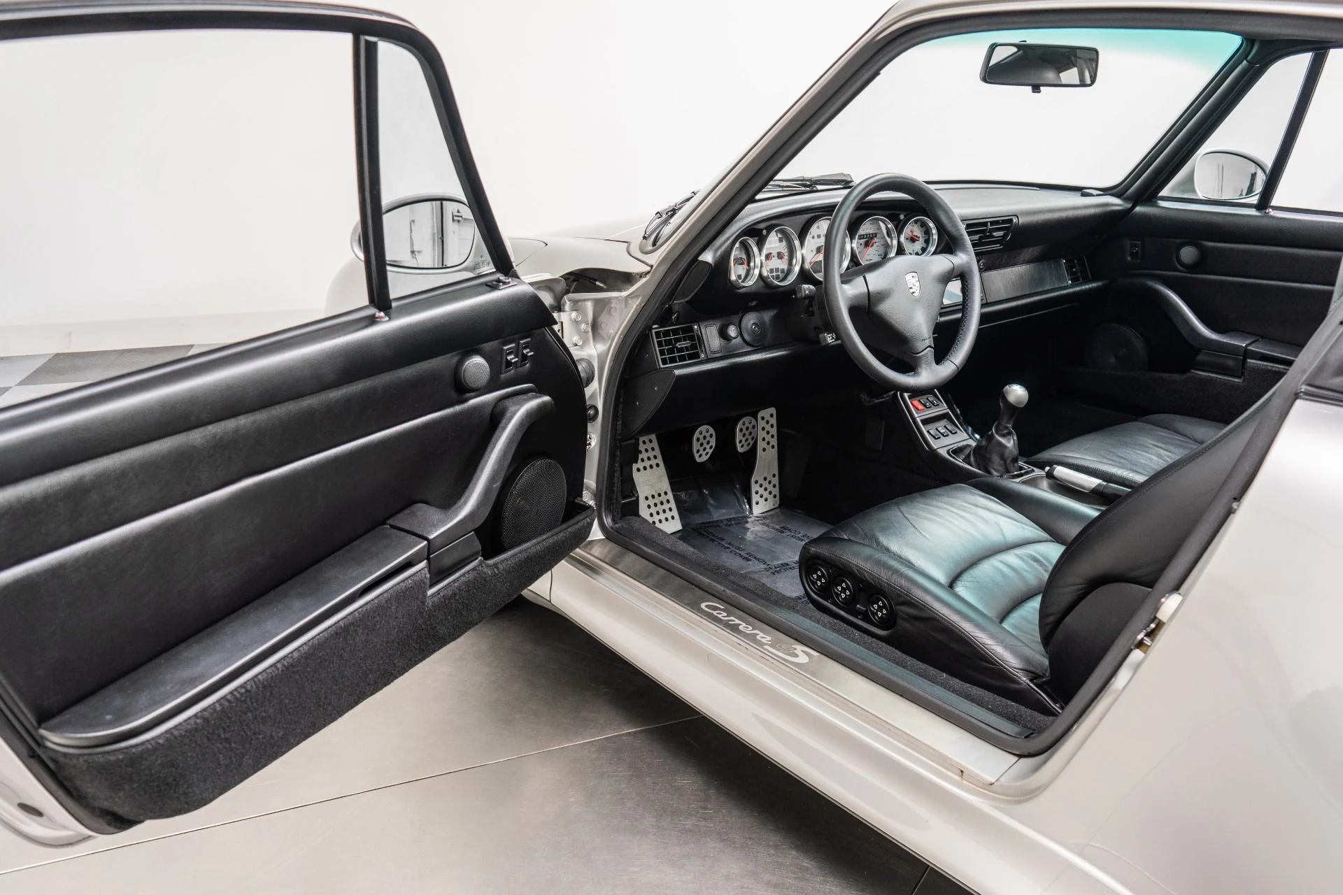 mph020_311507940_Used_1997_Porsche_911_Carrera_4_S_Factory_Aerokit_6_Speed_Manual_1793293698_b2cda5a5be