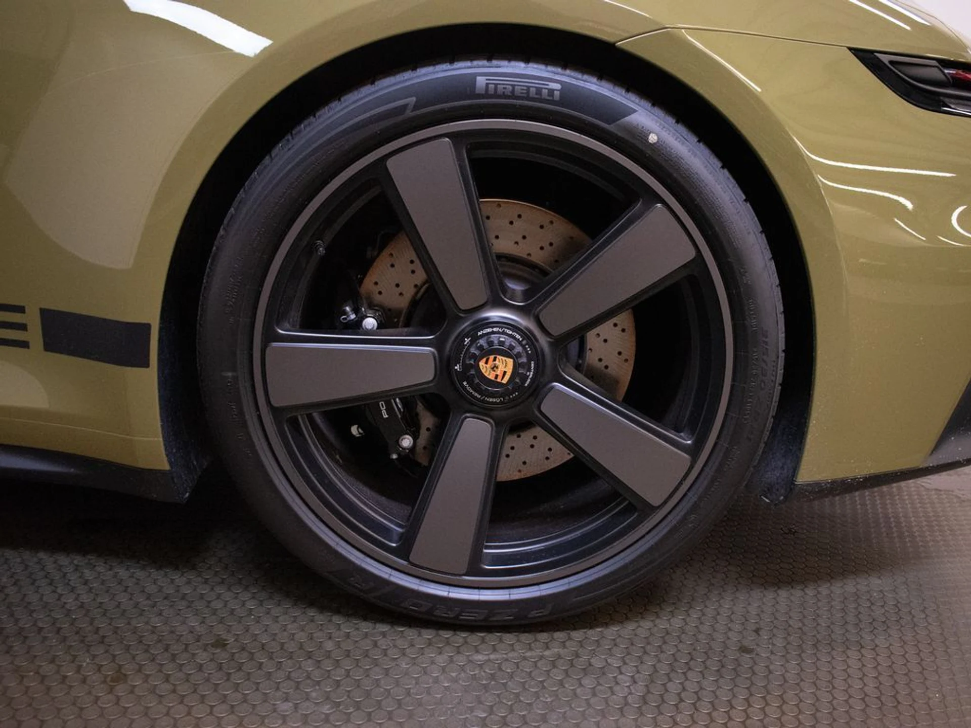 mph020_3118278704_086f25cbd42e5607b0ba121c84ad440dx_ed1ef64712