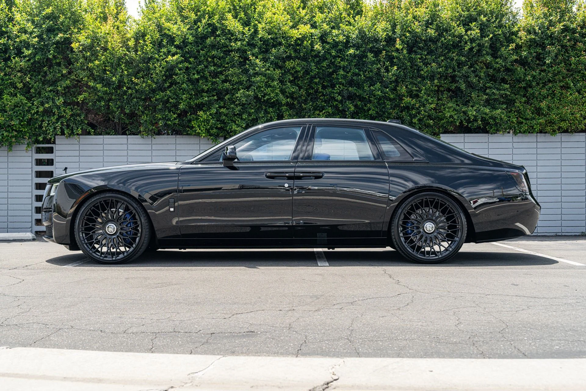 mph020_3119127068_Used_2022_Rolls_Royce_Ghost_1753158283_d24fdcd01d