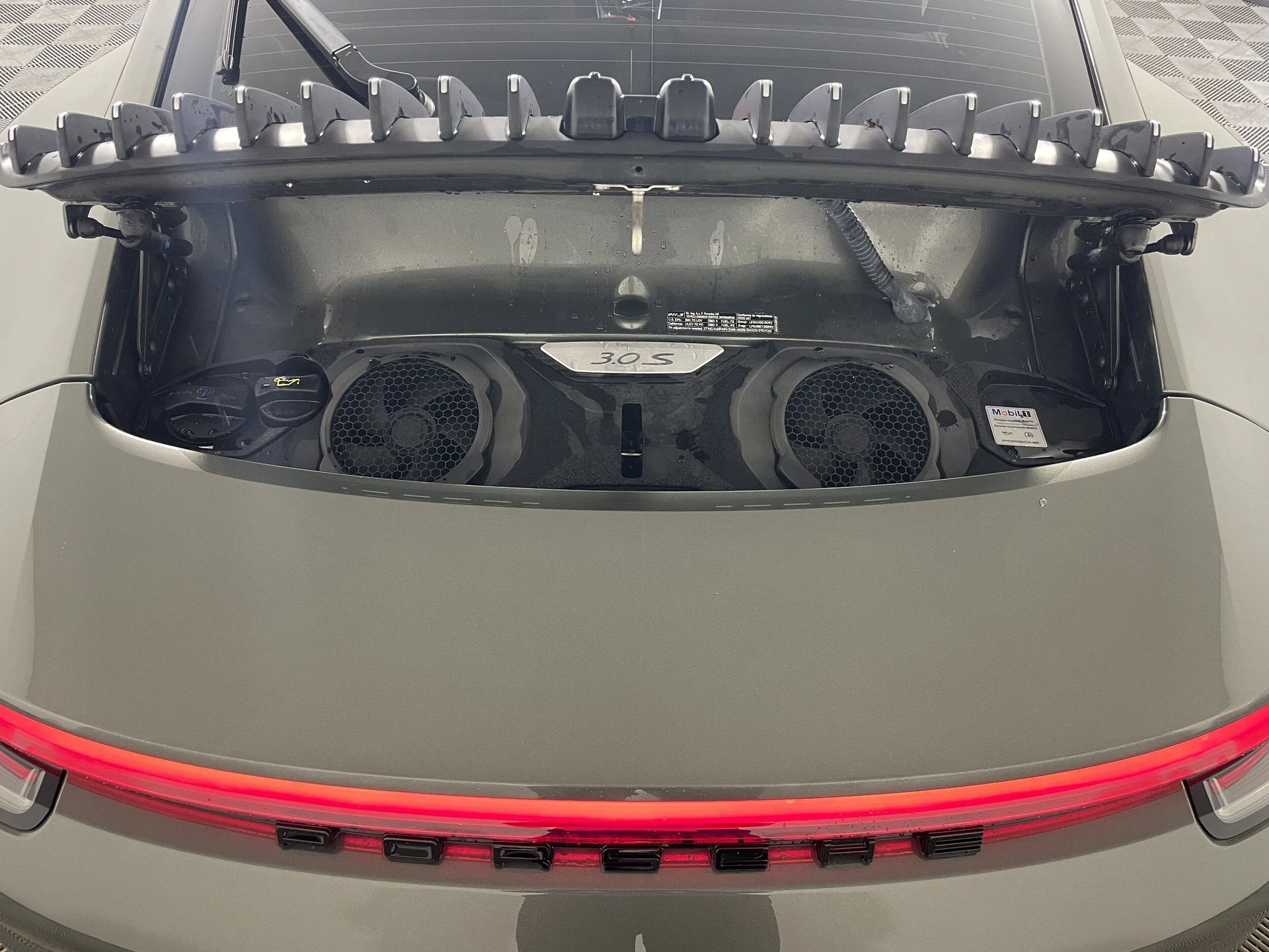 mph020_3120818521_33c9f2ef7f66050e0080be136754e3bcx_227e6b4987