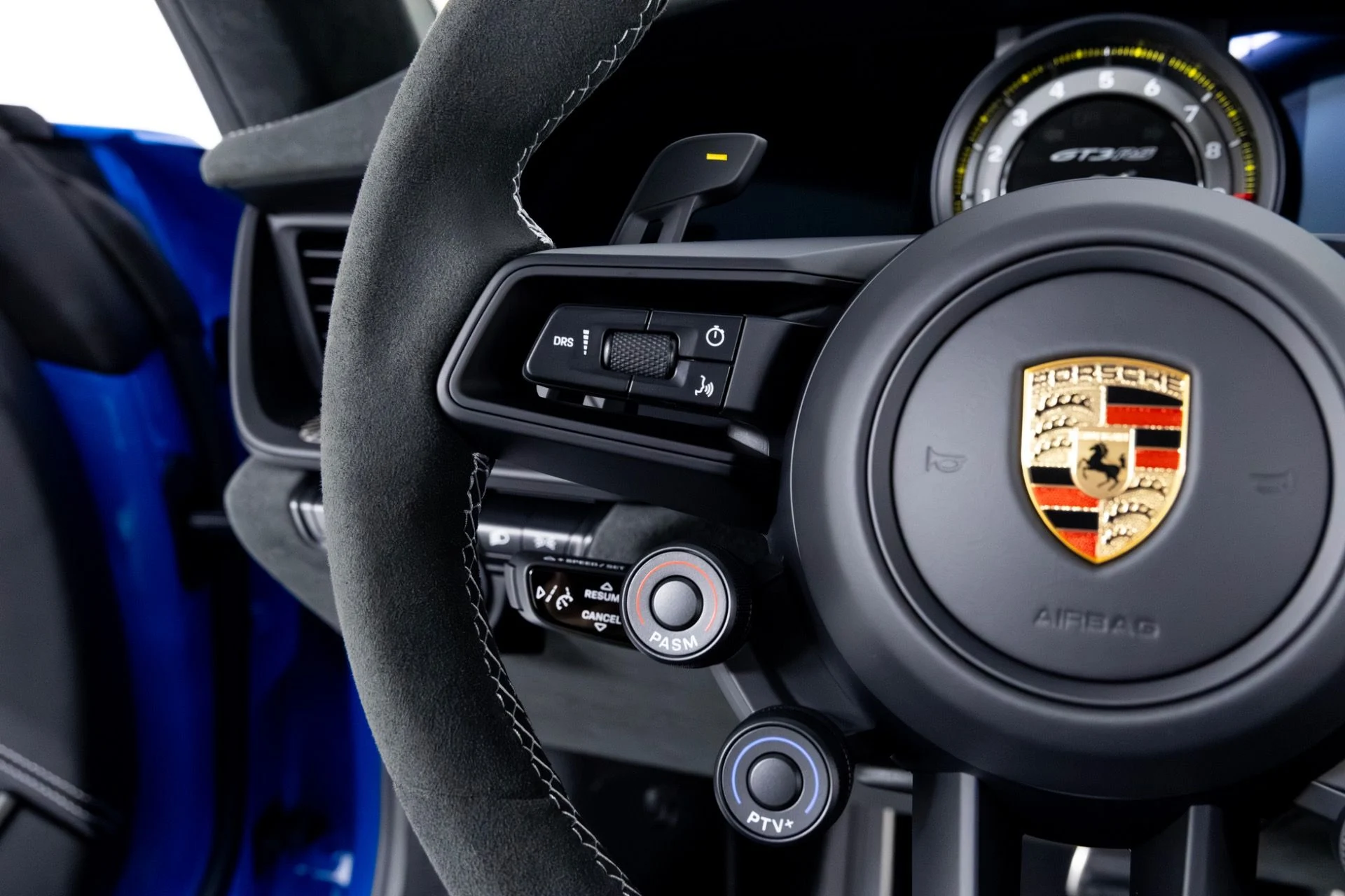 mph020_3121525438_Used_2025_Porsche_911_GT_3_RS_1765482742_6e941d4123