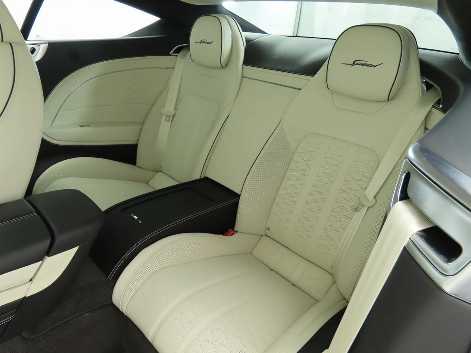 mph020_3123085316_new_2025_bentley_continental_gtspeedcoupe_8119_22893102_21_1024_ac09c3c037