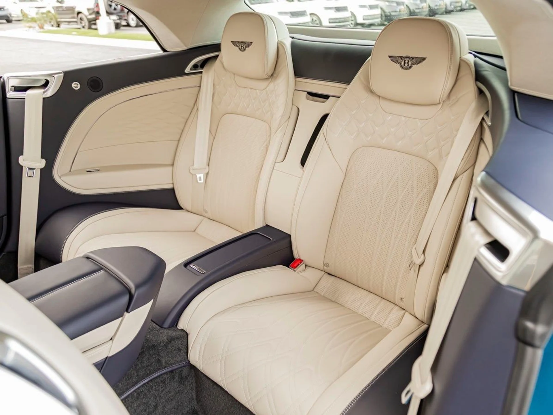 mph020_3123139838_21_653676e61e