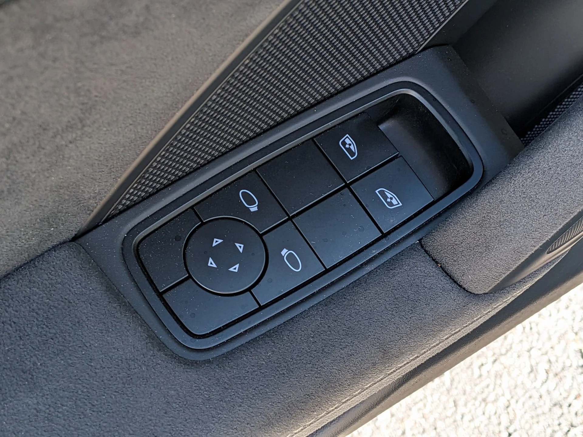 mph020_3128766767_71d75ce66131146de87331a7f15cd862x_2eb4c2fbb7