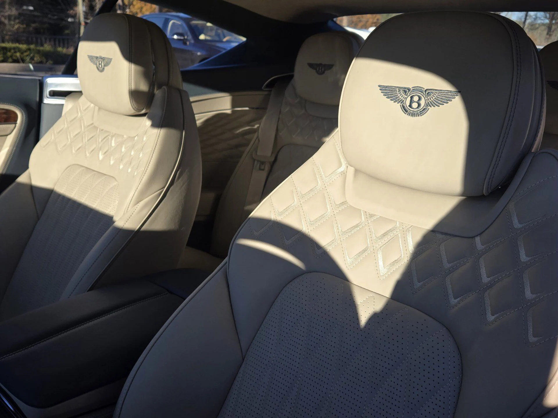 mph020_3129632158_bf9c66acee9cf29b4eaf083dc6cf1aedx_9885f73742