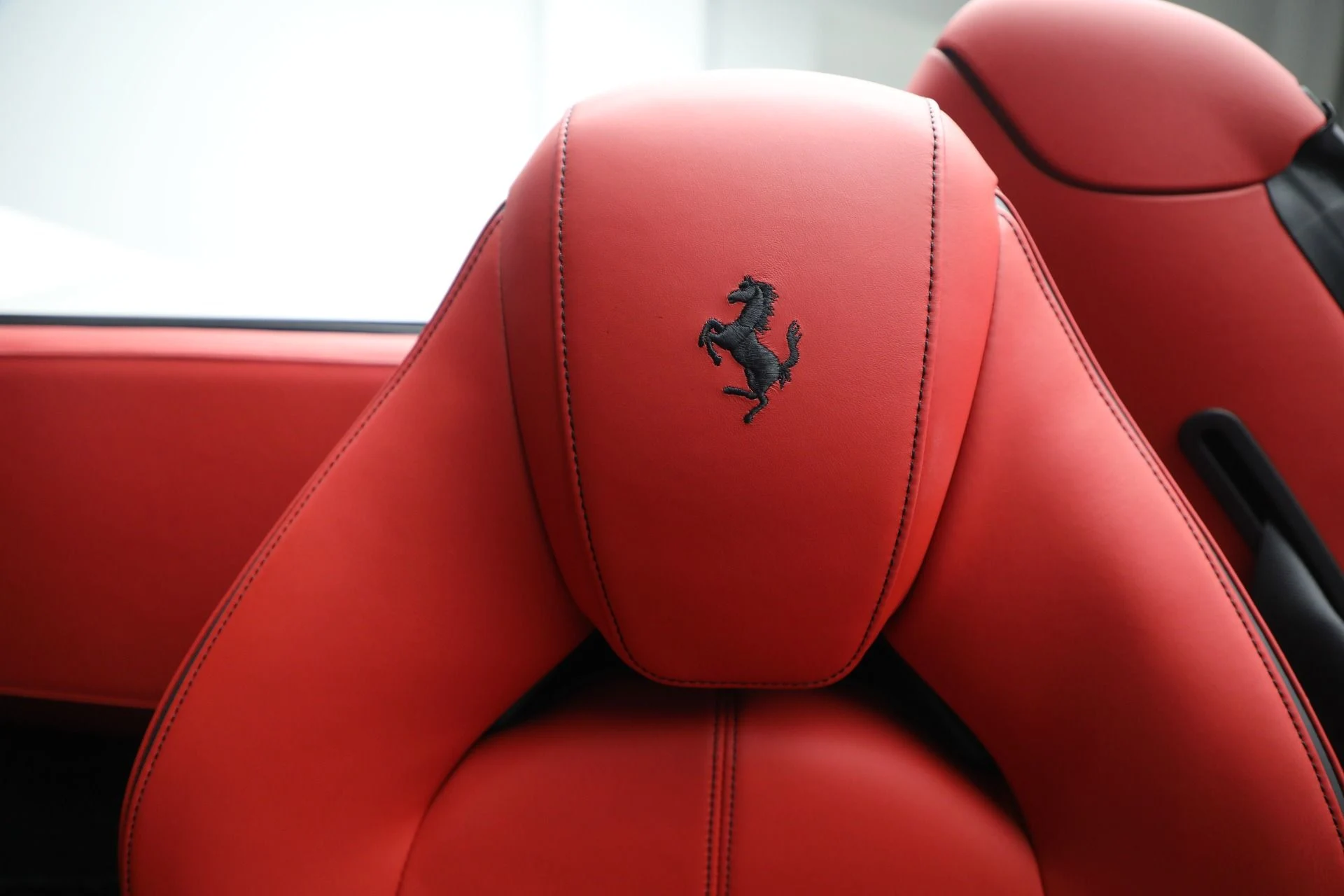 mph020_3140351048_Used_2023_Ferrari_F8_Spider_1778678736_7b37343a04