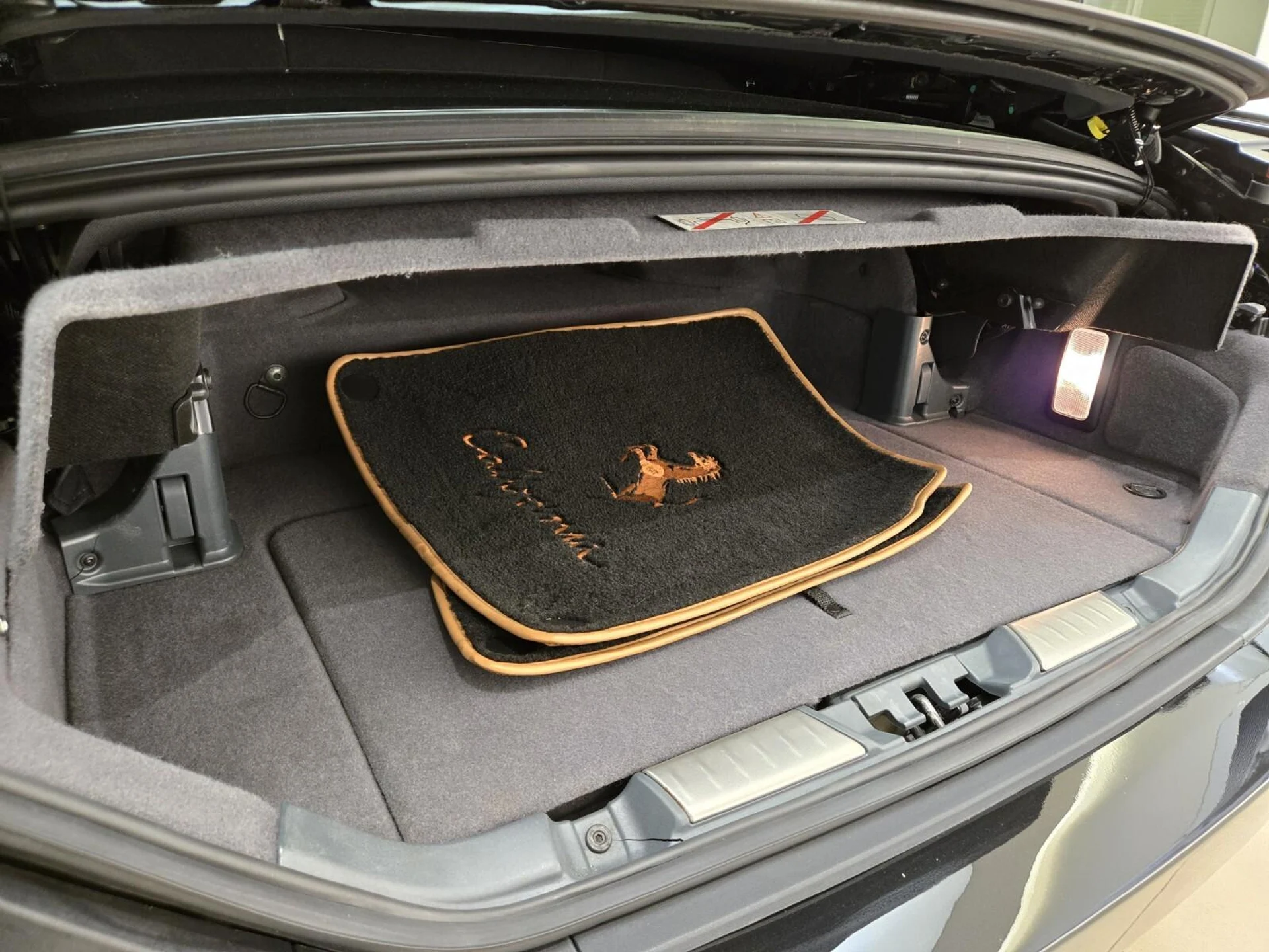 mph020_314160787_Used_2012_Ferrari_California_1753249604_03e050f97e
