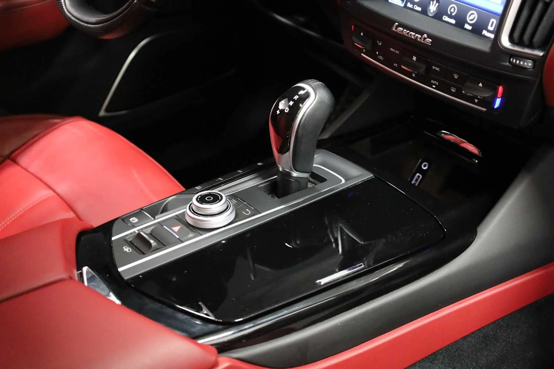 mph020_3145621557_6ee3e62f8f32c13ba62c94d84567f920_ef20eb6dc6