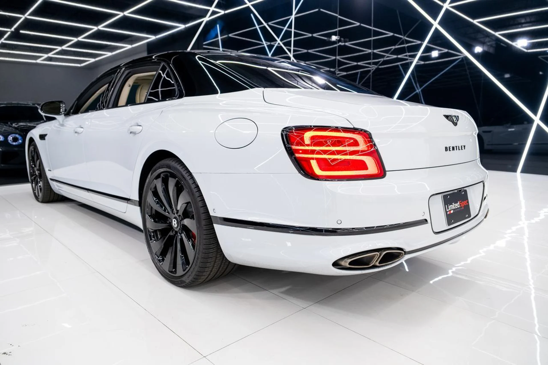 mph020_3149261825_60ec003f3ff6f640280c6815d3939f25_83b3b489a4