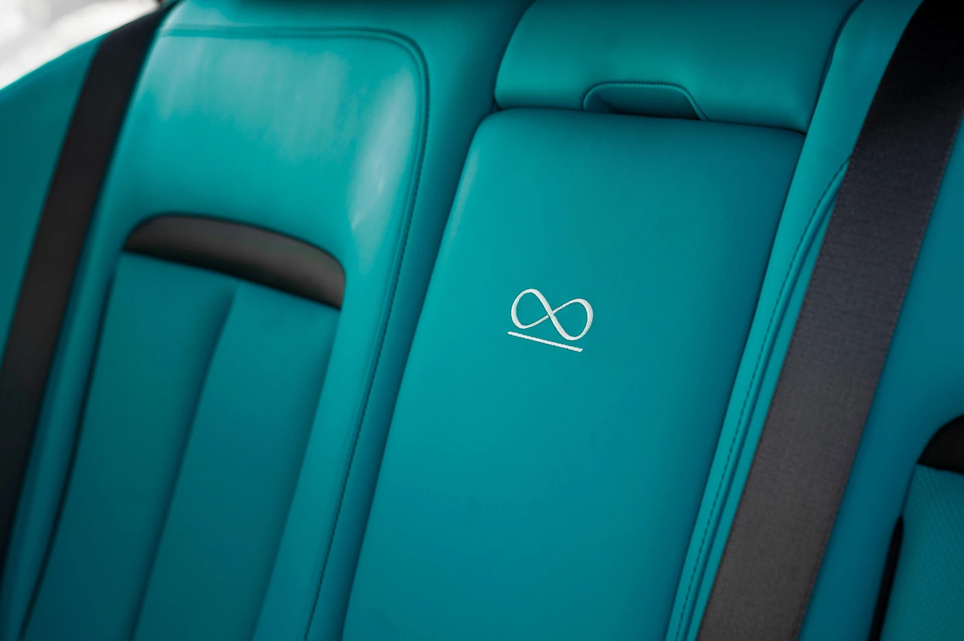 mph020_3149485249_bd65e7756112406b866a542ffc09b2c8_d299ea2104