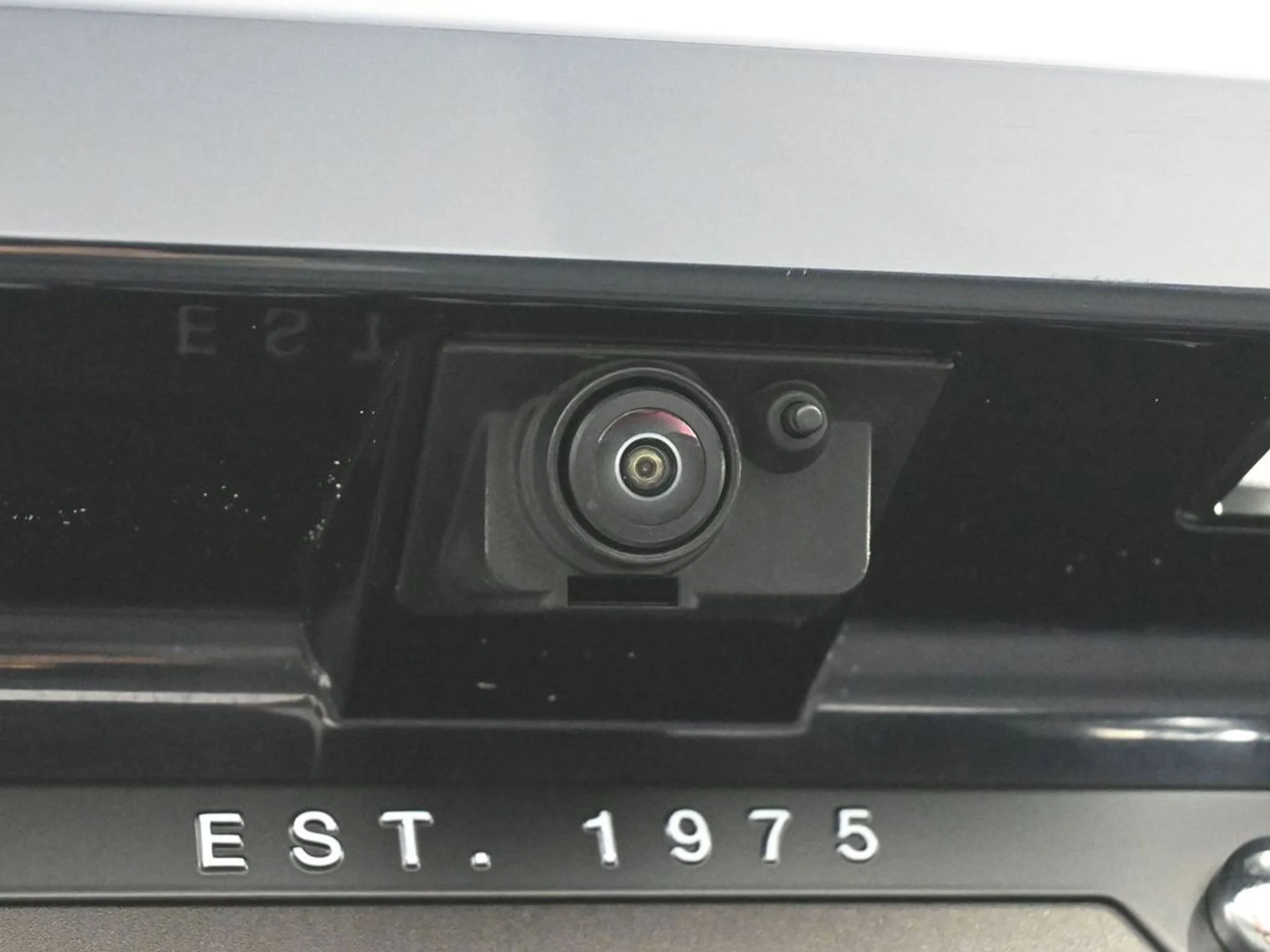 mph020_3151350154_3f2d0e66dee4e35ca9e91de76dc90179x_acde495bc9