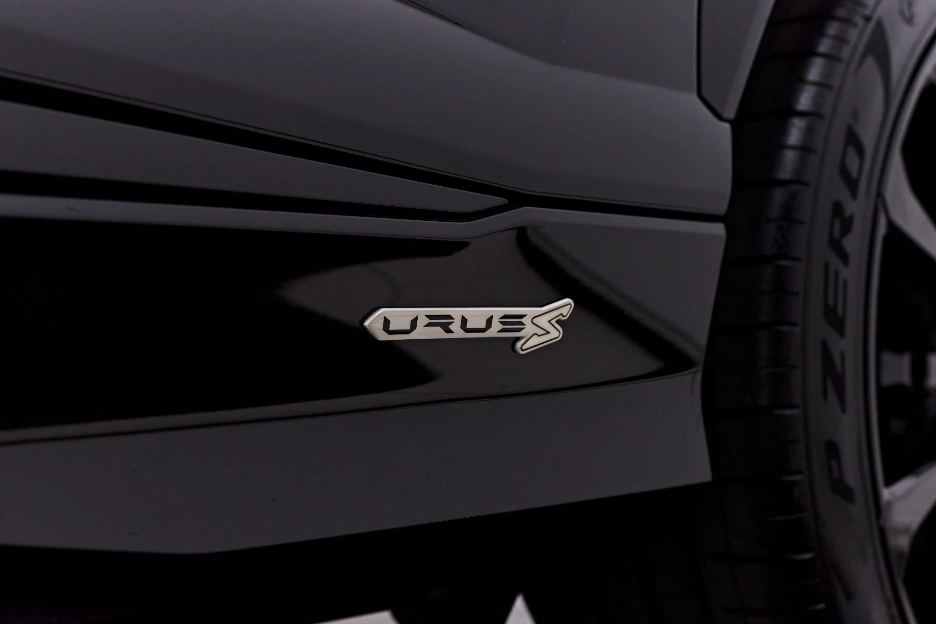 mph020_3156004128_Used_2024_Lamborghini_Urus_S_1759191670_523d17d0d9