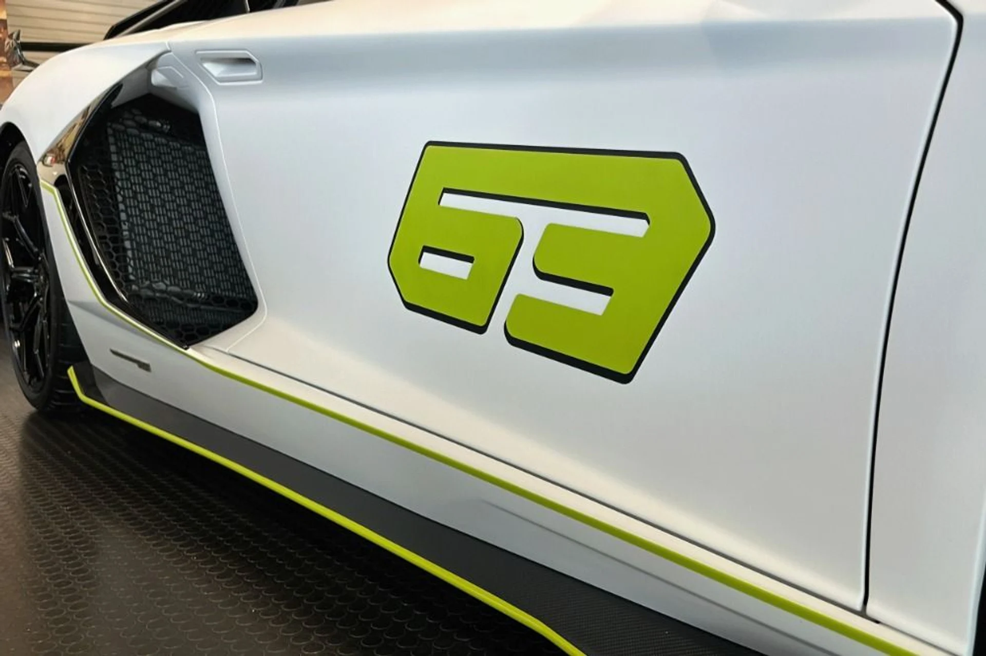 mph020_3157497837_Used_2021_Lamborghini_Aventador_LP_770_4_SVJ_1765888214_64bd6043e7