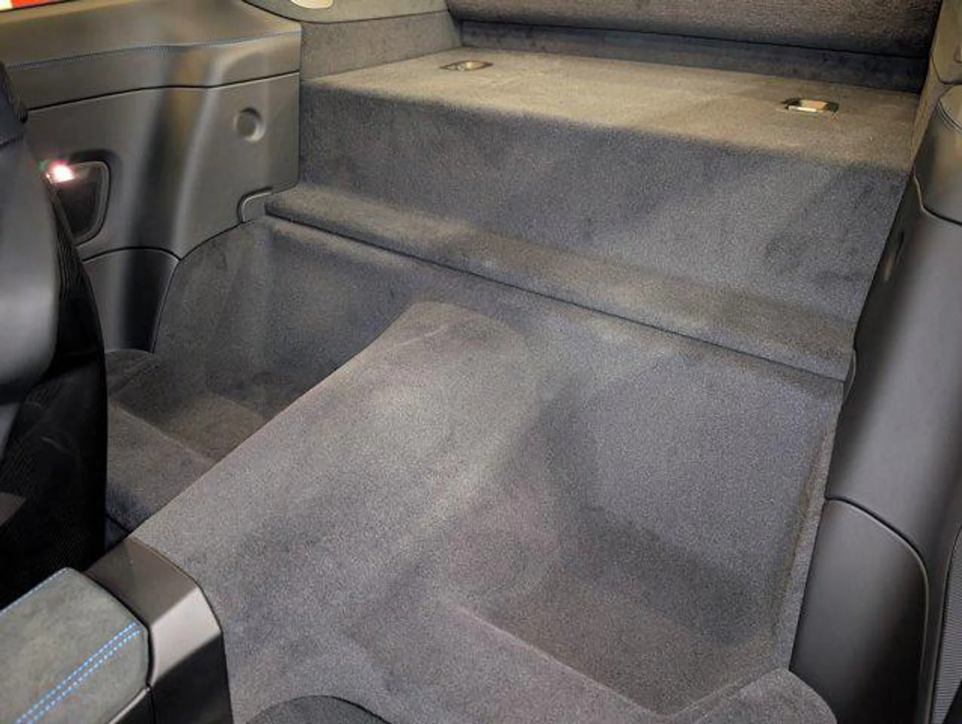 mph020_3158985418_32_Lz_FX_O7lo_Sj_T_Tg7_V_Low_ZH_Bz_CU_823f7c2254