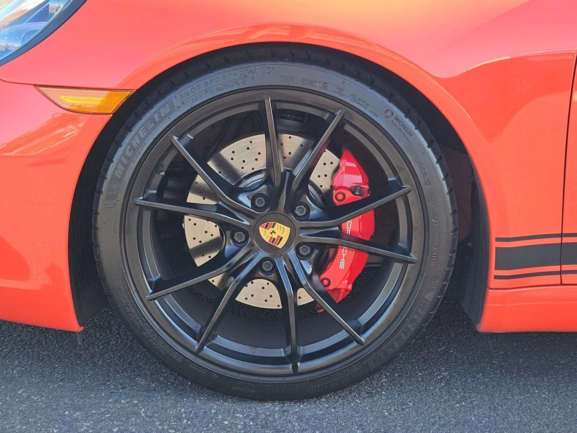 mph020_3165996478_e09c87c07132e2c9ccbb25aaf82f9c5cx_702a16be5a