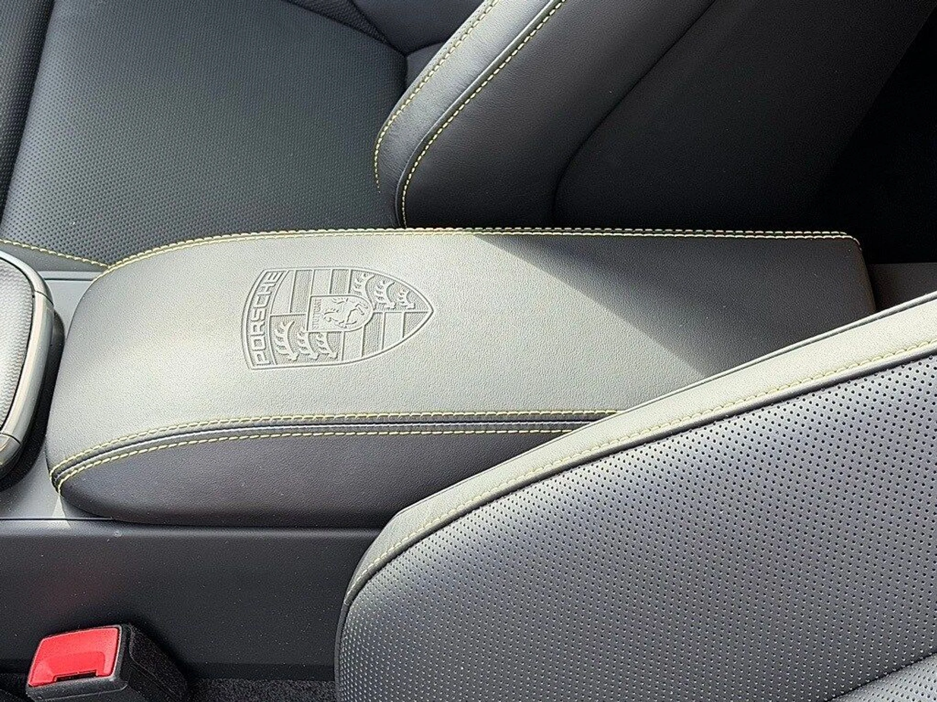 mph020_3166350631_73878e0785f9cc385f0d246f55e56a30x_beb252905f