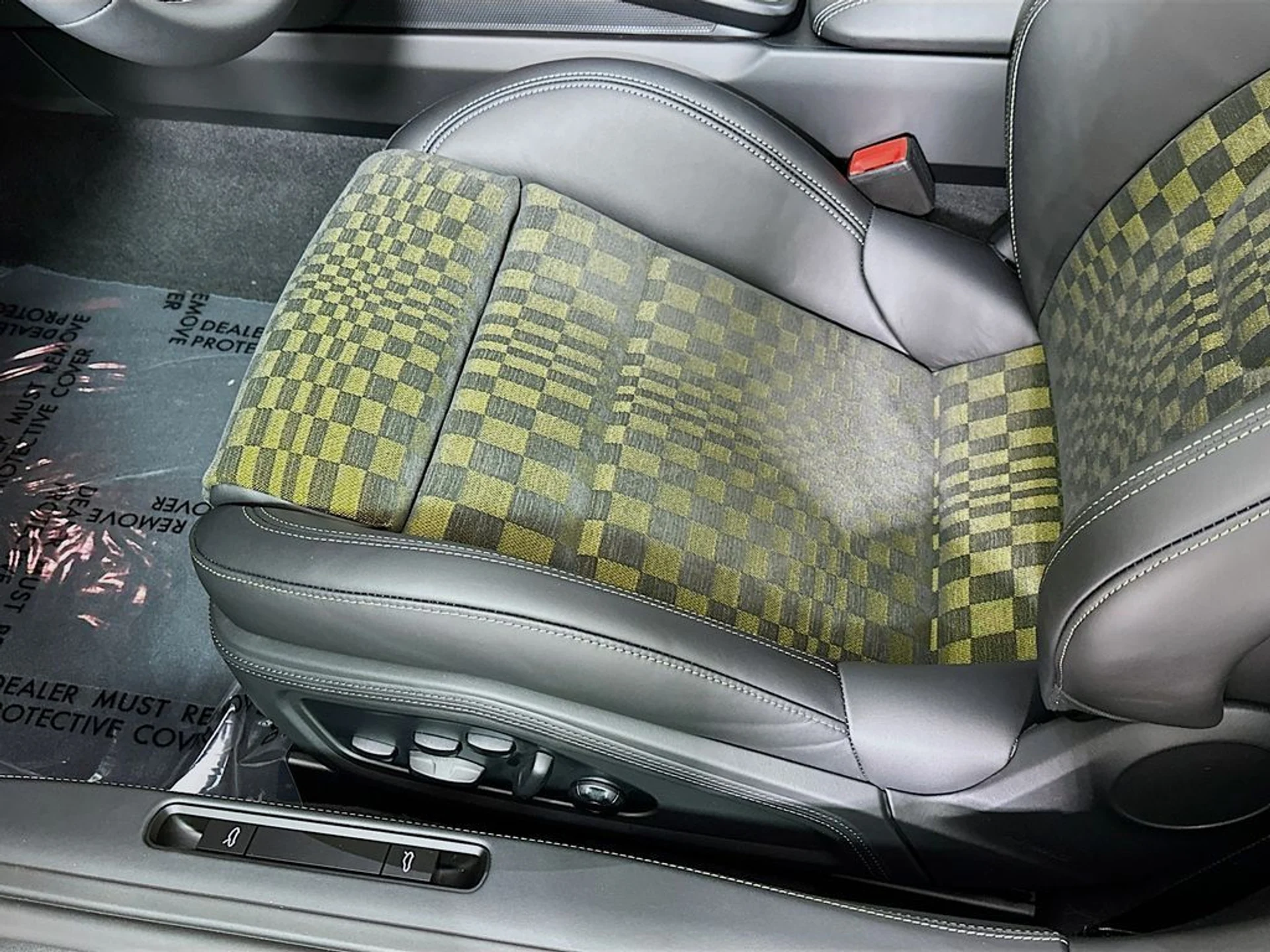 mph020_3167539263_48fc7a070e0957559b8f555af7ed6b5ax_c68c1ae5d2