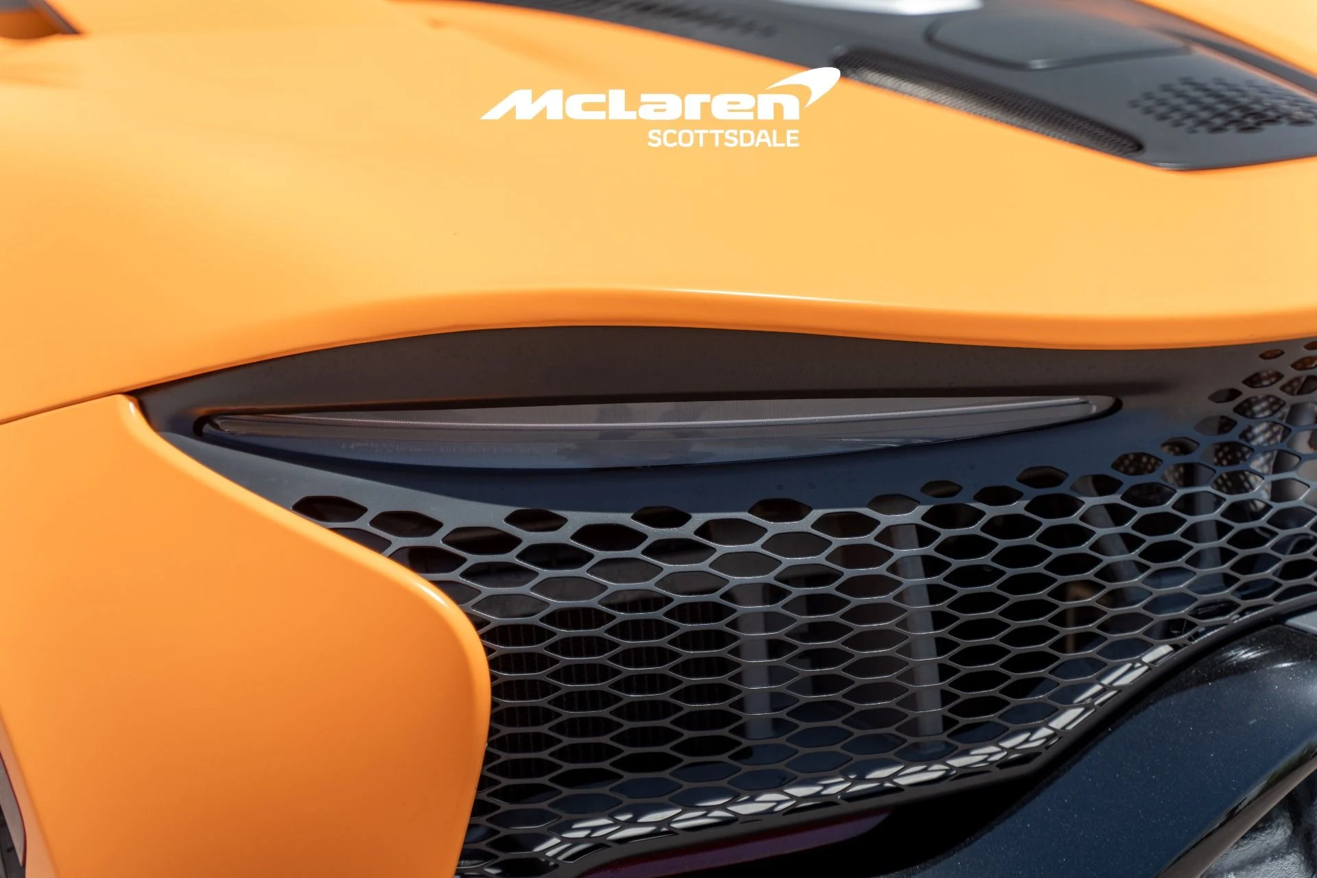 mph020_3170561189_Used_2023_MCLAREN_ARTURA_1780685437_26973a689b