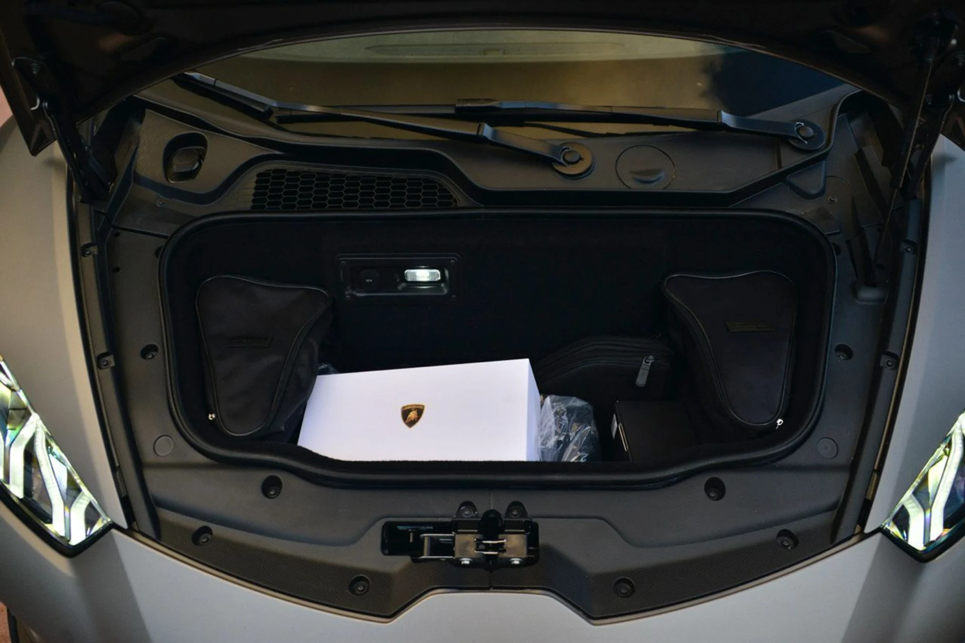 mph020_3173521770_393b3e9496e51a2a3bd874f91e346e19x_328f5e8d89