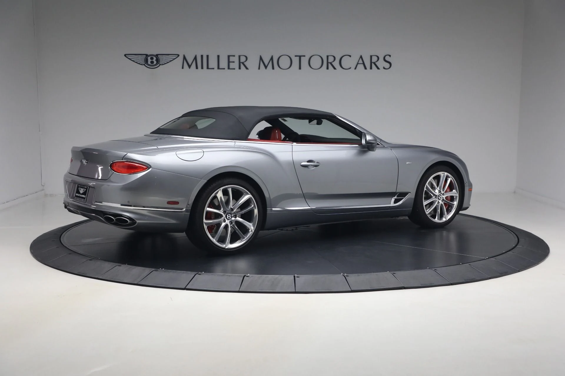 mph020_3175780633_Used_2022_Bentley_Continental_GTC_V8_1784133749_65d59b5666