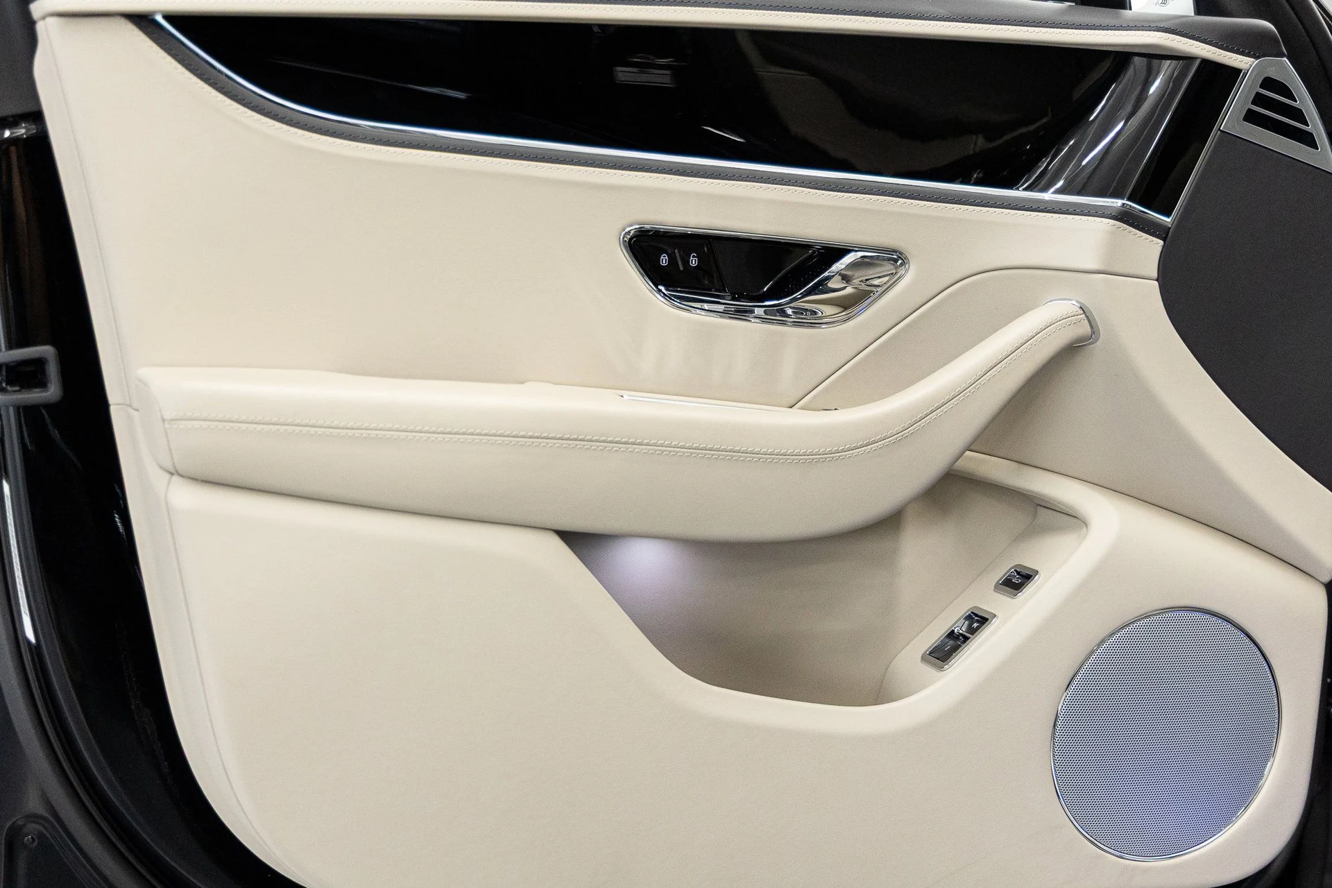 mph020_3179653602_36188f8b6b4c6fdce96213e0d1f2f428x_6f7844f921