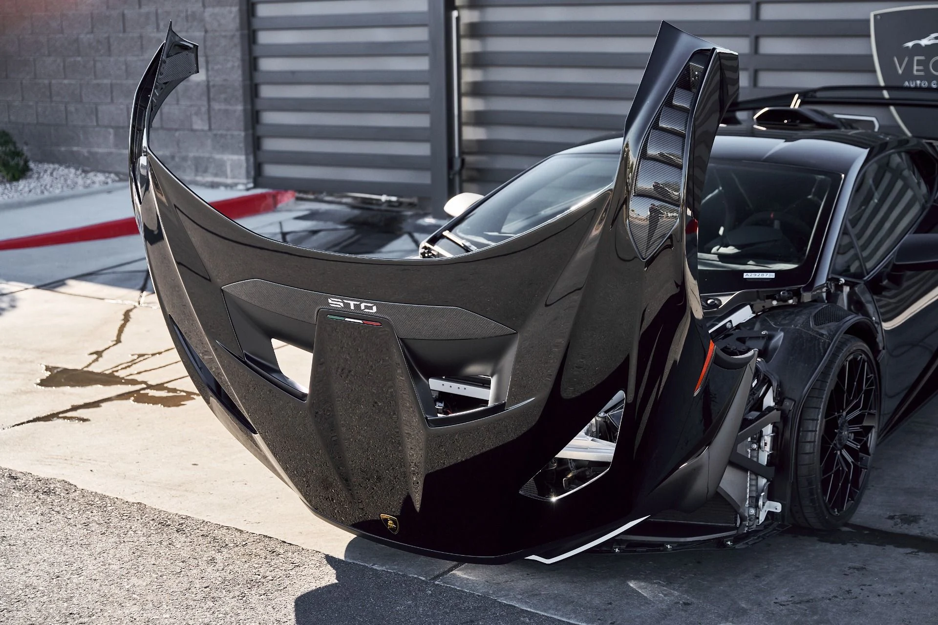 mph020_3180833177_Used_2024_Lamborghini_Huracan_STO_1768271392_22fcc429e2