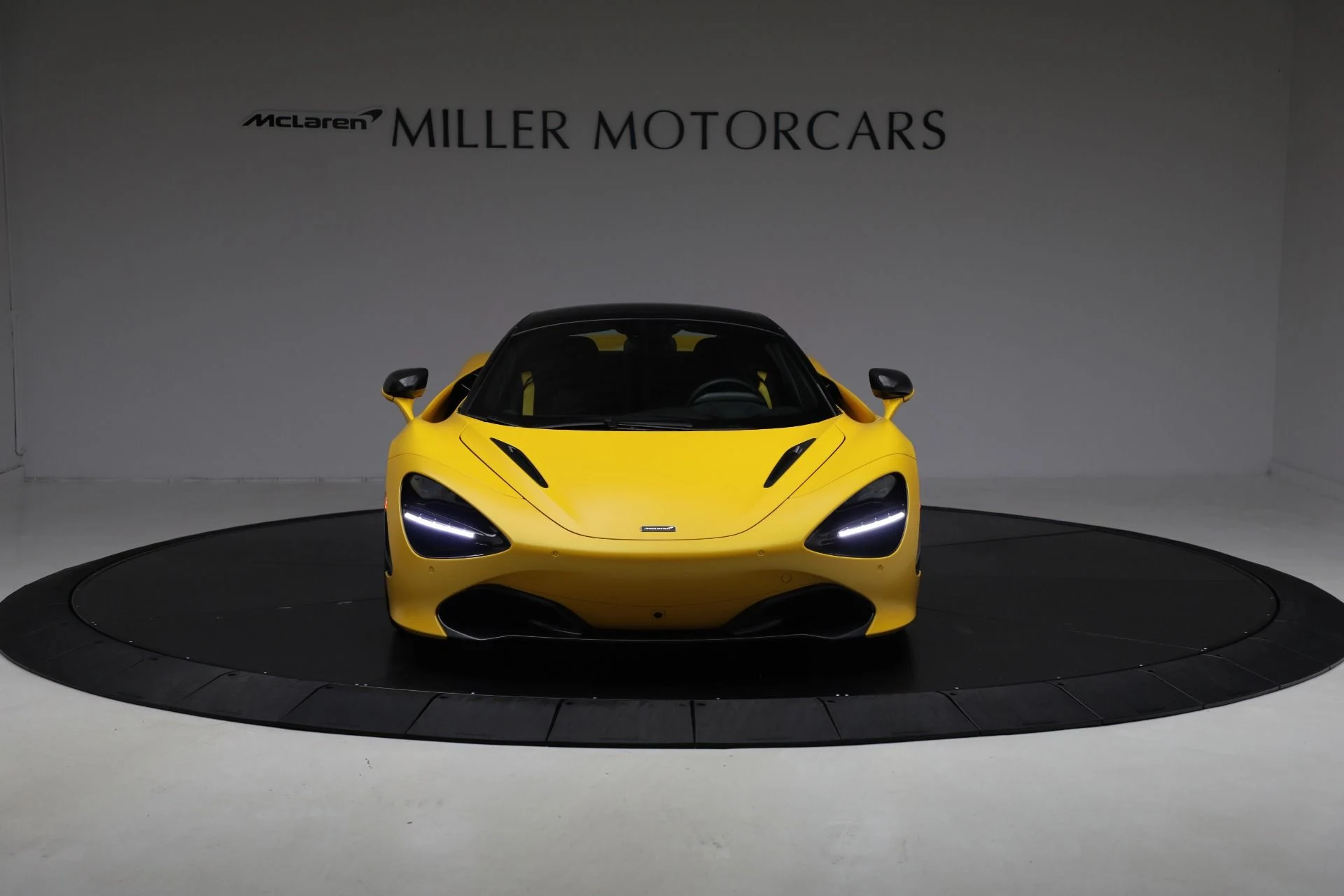 mph020_3182499346_Used_2021_Mc_Laren_720_S_Spider_Performance_93e0b48101