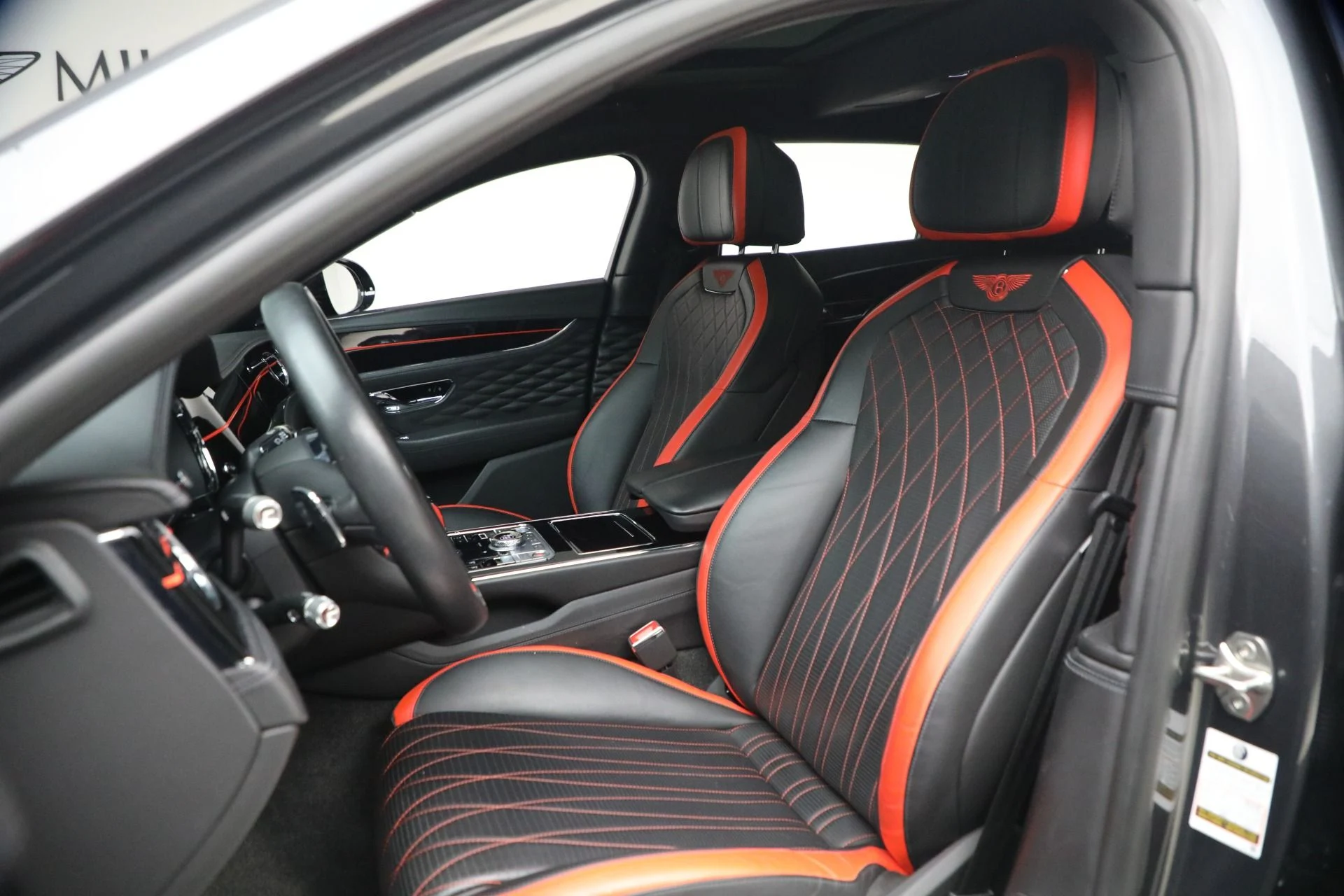 mph020_3184743876_Used_2022_Bentley_Flying_Spur_V8_1770156779_5b41074087