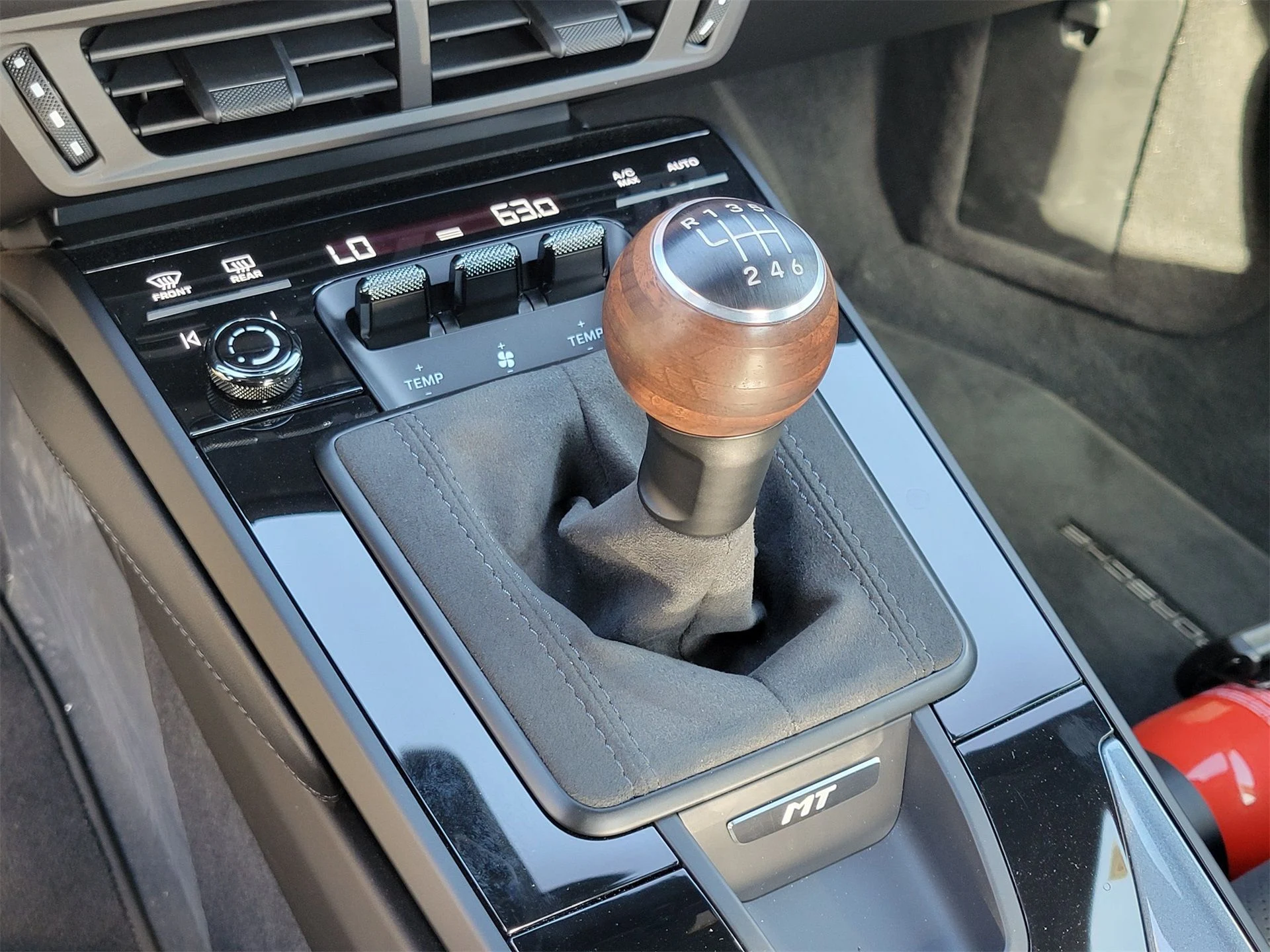 mph020_3187851393_6db0f2c9cf8fdd4999b49b0d4bb3b6aa_718d0d6b4f