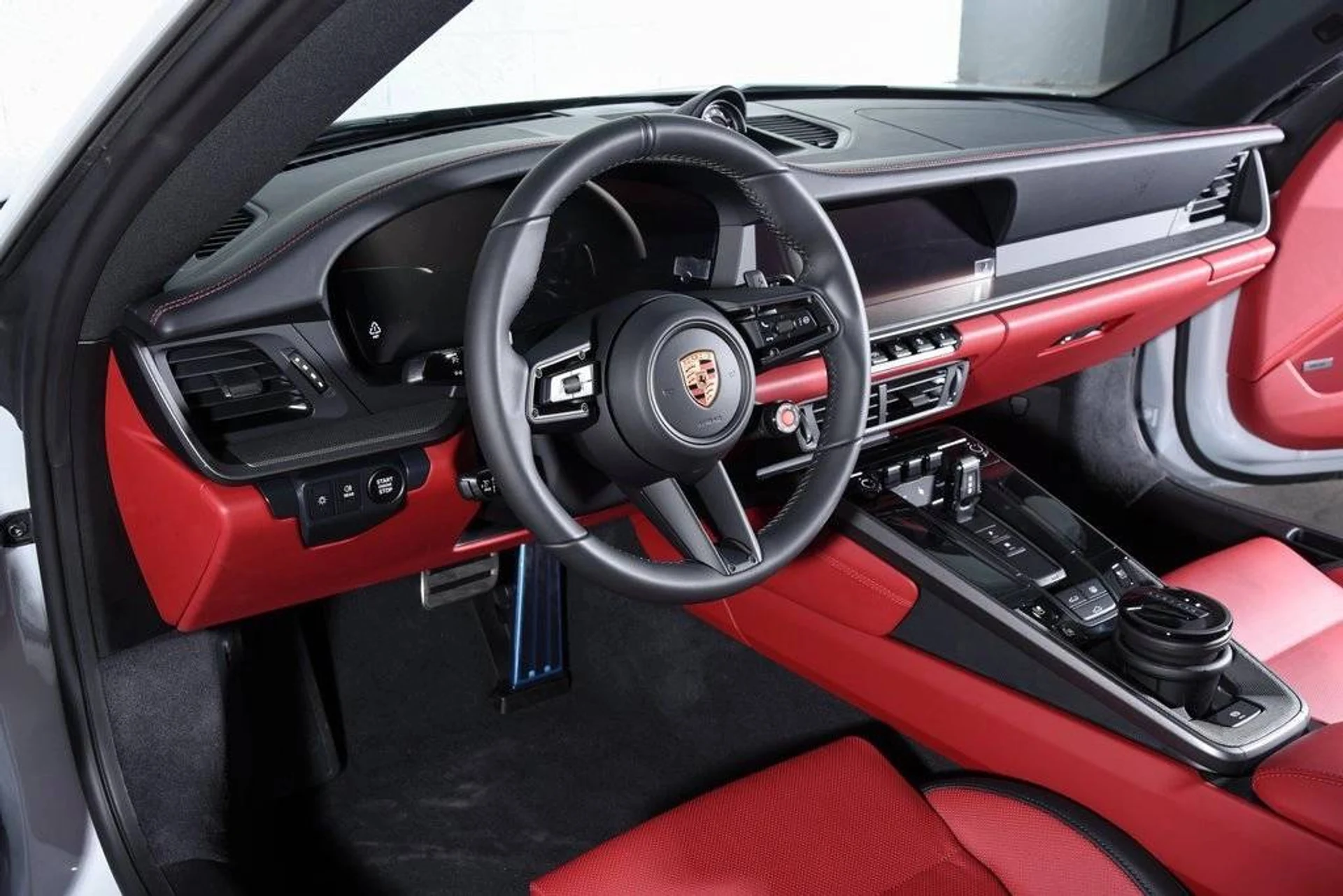 mph020_318796693_f6222db8914ff7f5b7d97f9f3a1a4874x_0be2f2b069